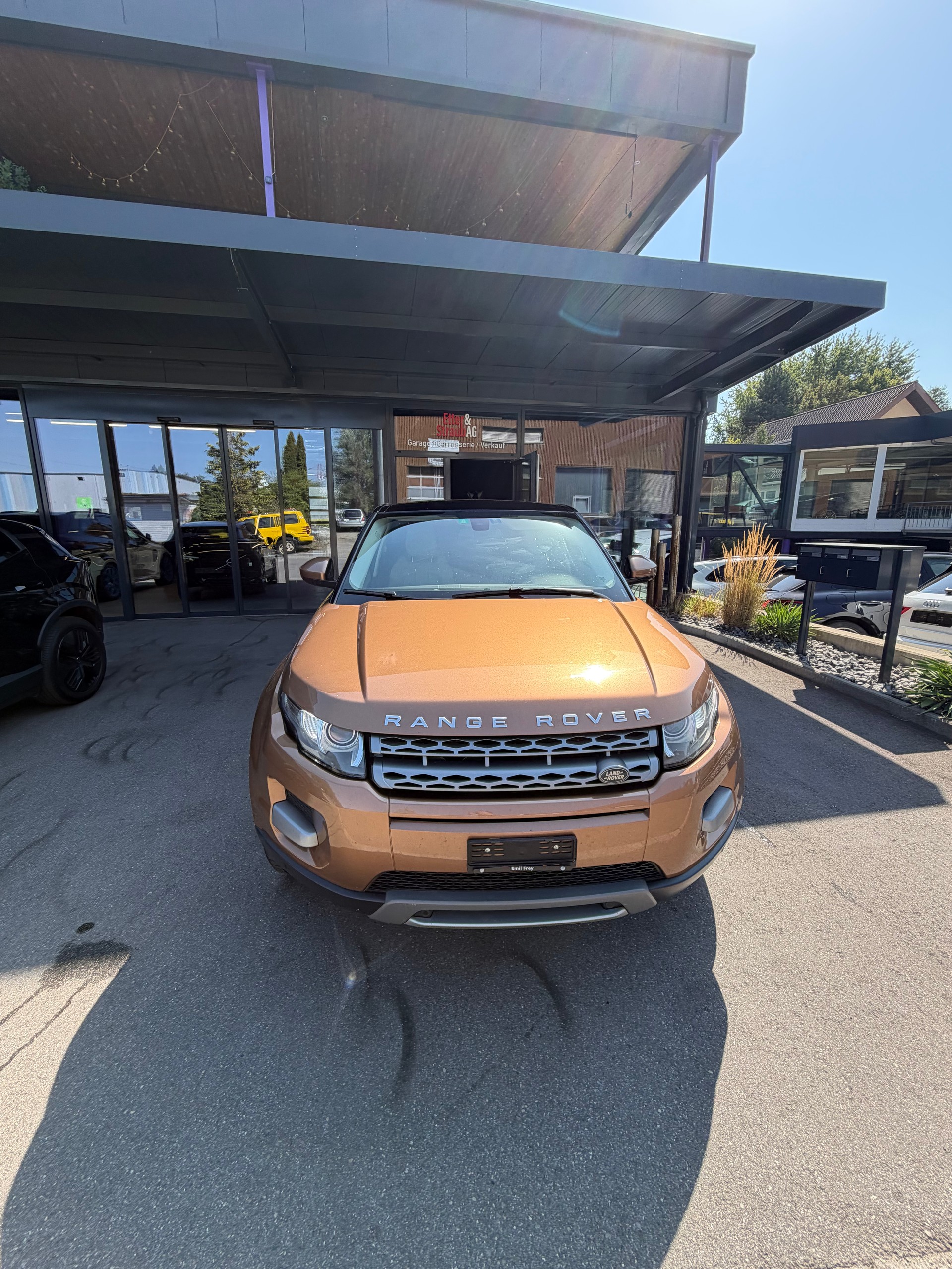 LAND ROVER Range Rover Evoque 2.0 Si4 Prestige AT9-showroom-element-2