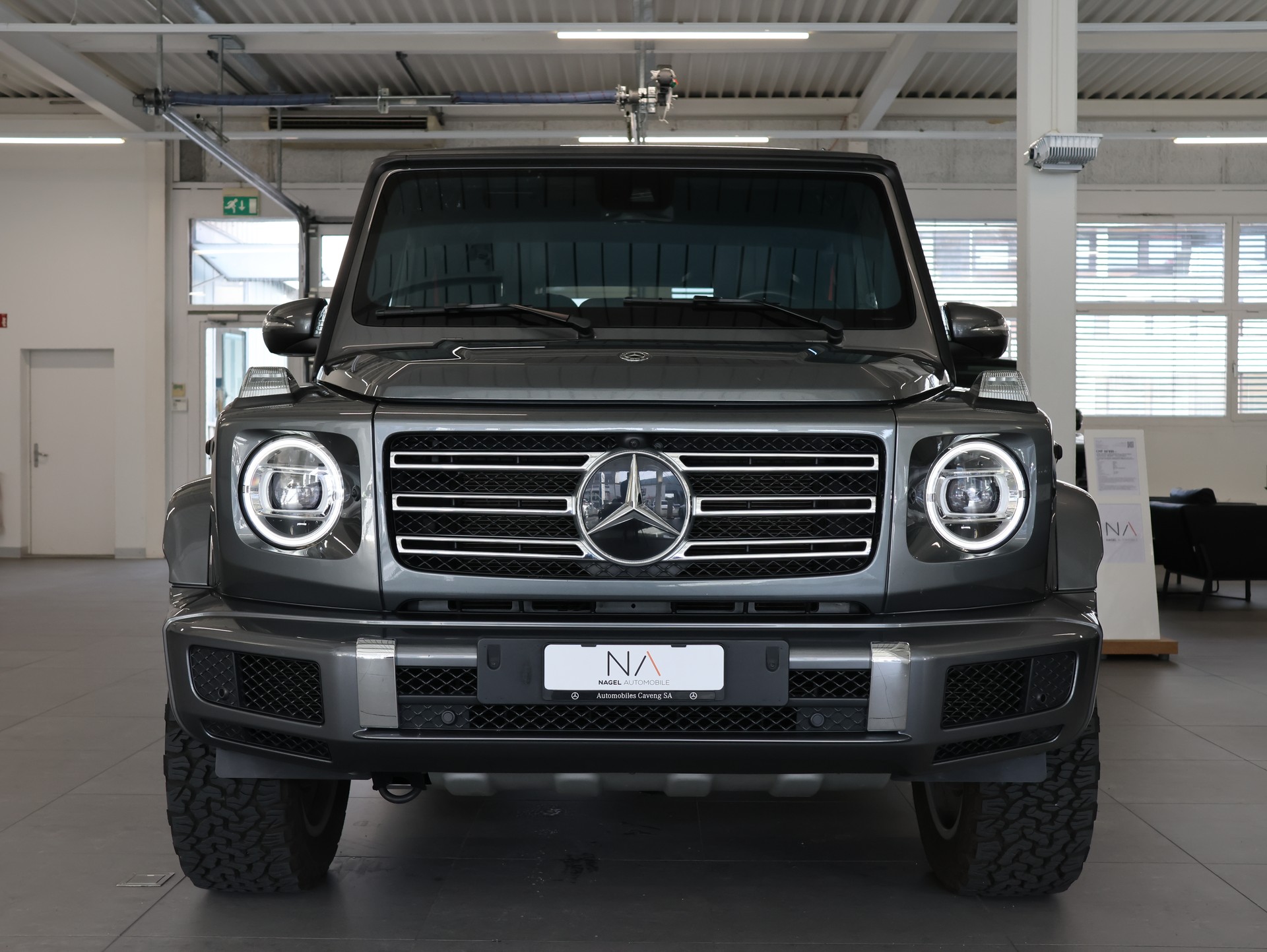 MERCEDES-BENZ G 500 AMG Line 9G-Tronic-showroom-element-2