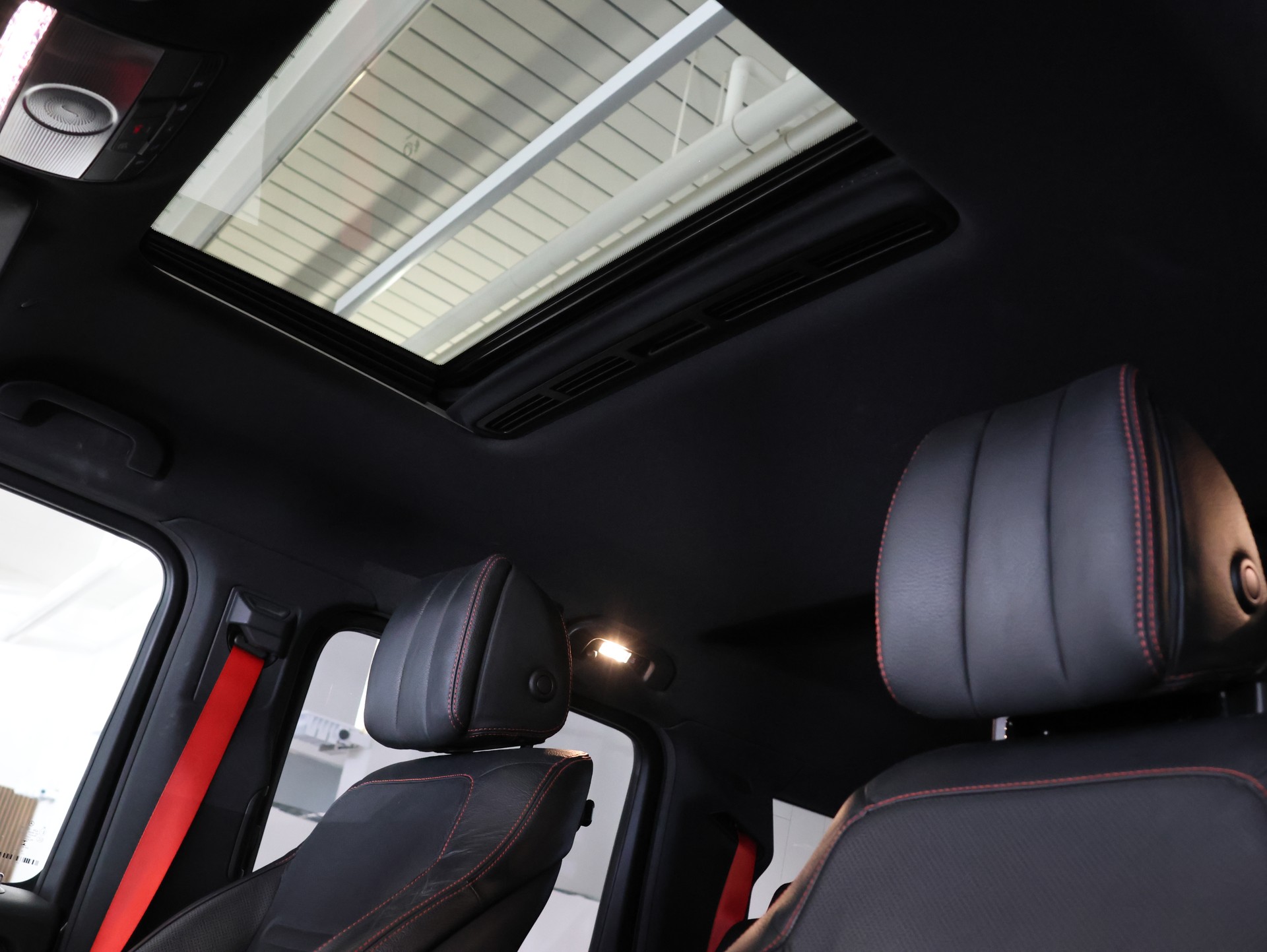 MERCEDES-BENZ G 500 AMG Line 9G-Tronic-image-16