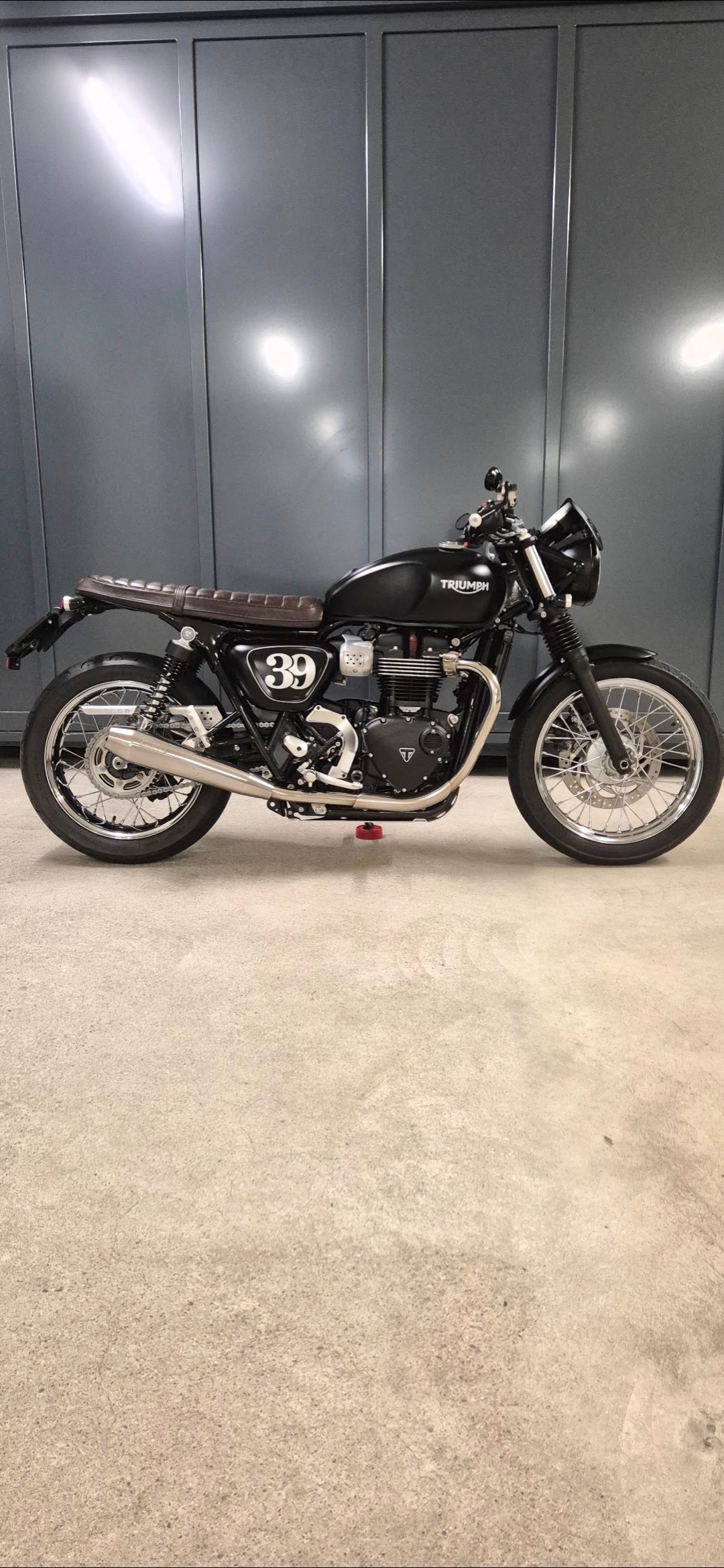 TRIUMPH Street Twin 900 i-image-1