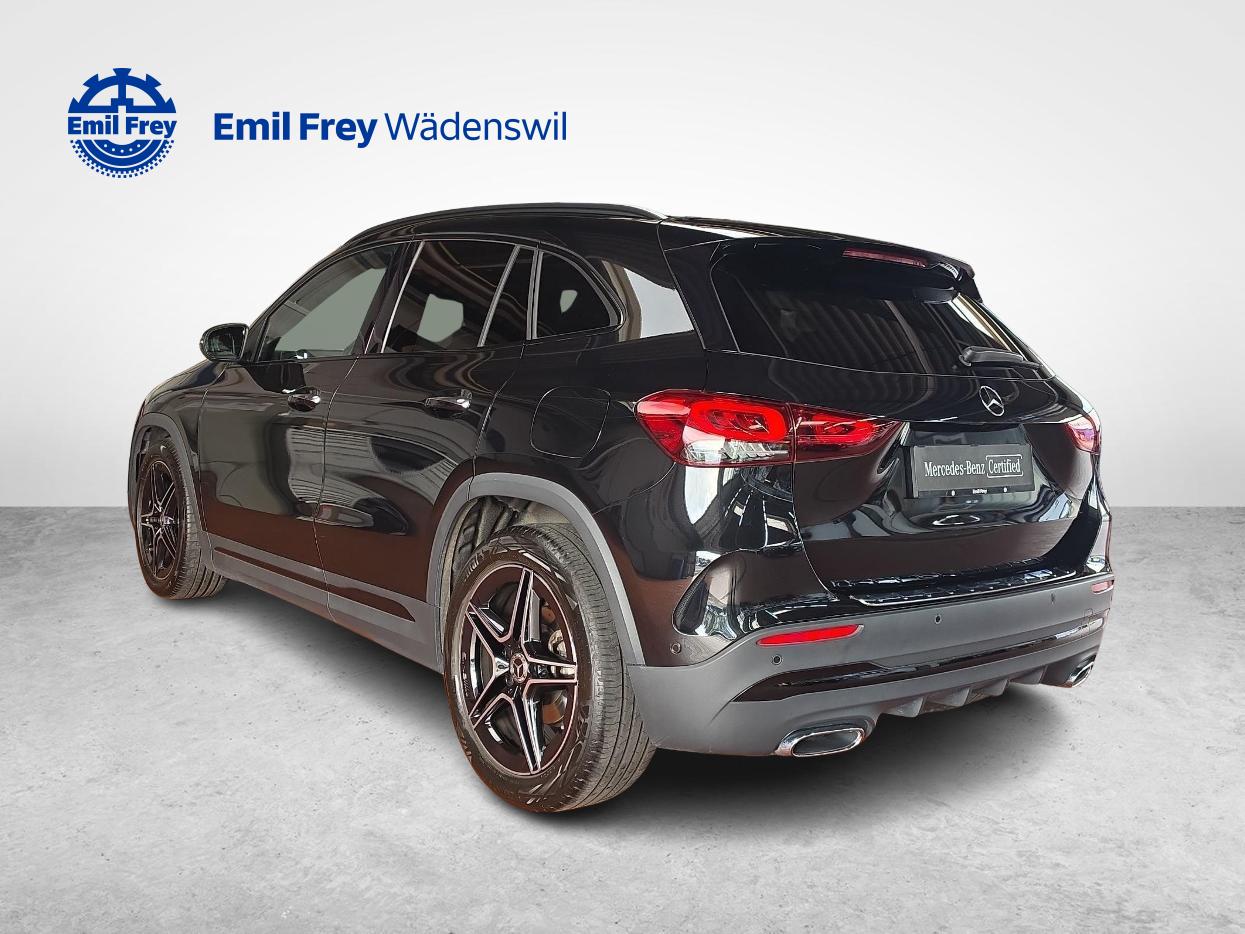 MERCEDES-BENZ GLA 200 4MATIC AMG Line-showroom-element-2