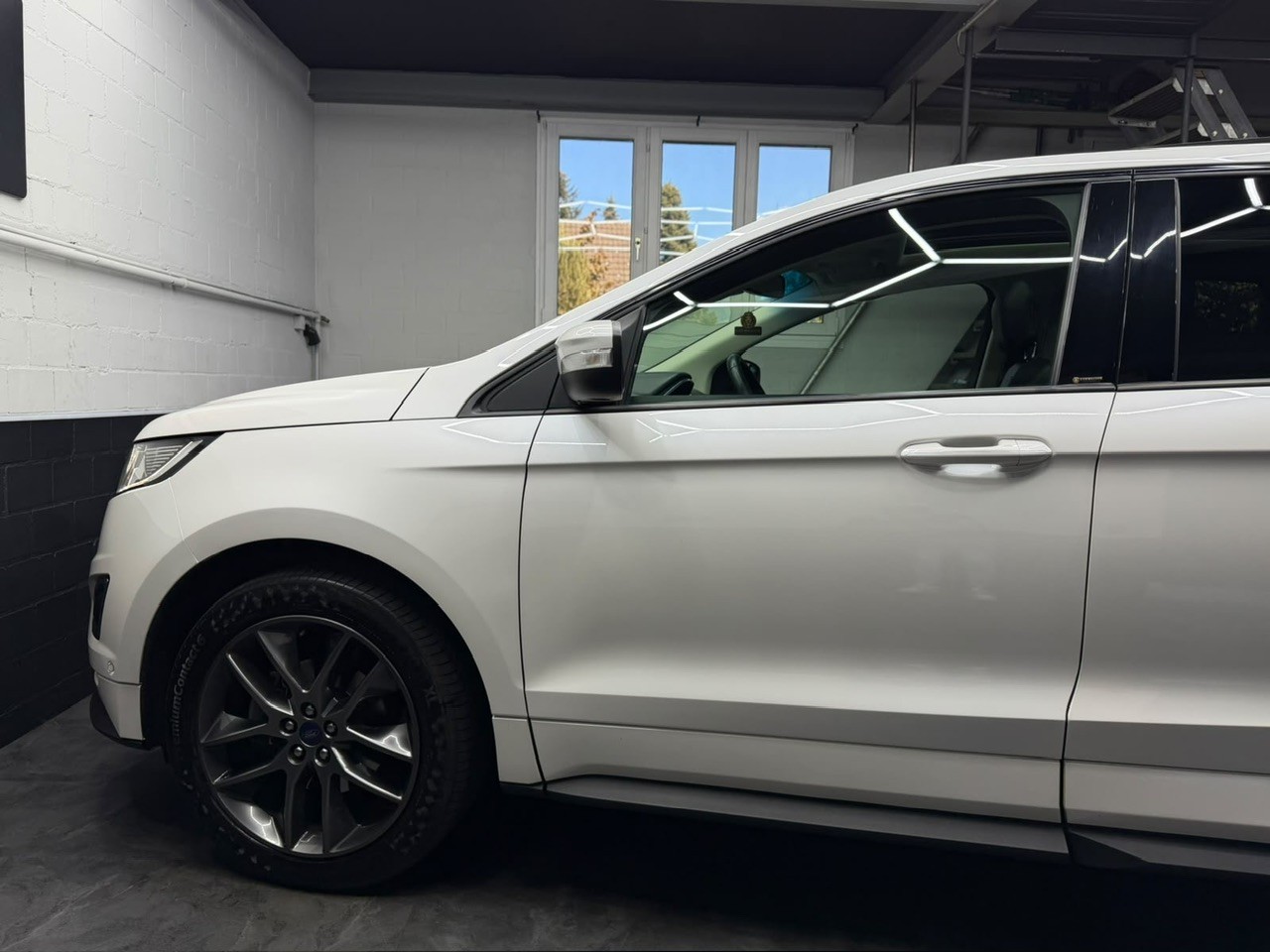 FORD Edge 2.0 TDCi Sport 4WD PowerShift | Panorama Dach | CH-Auto | Anhängerkupplung | Rückfahrkamera-image-11