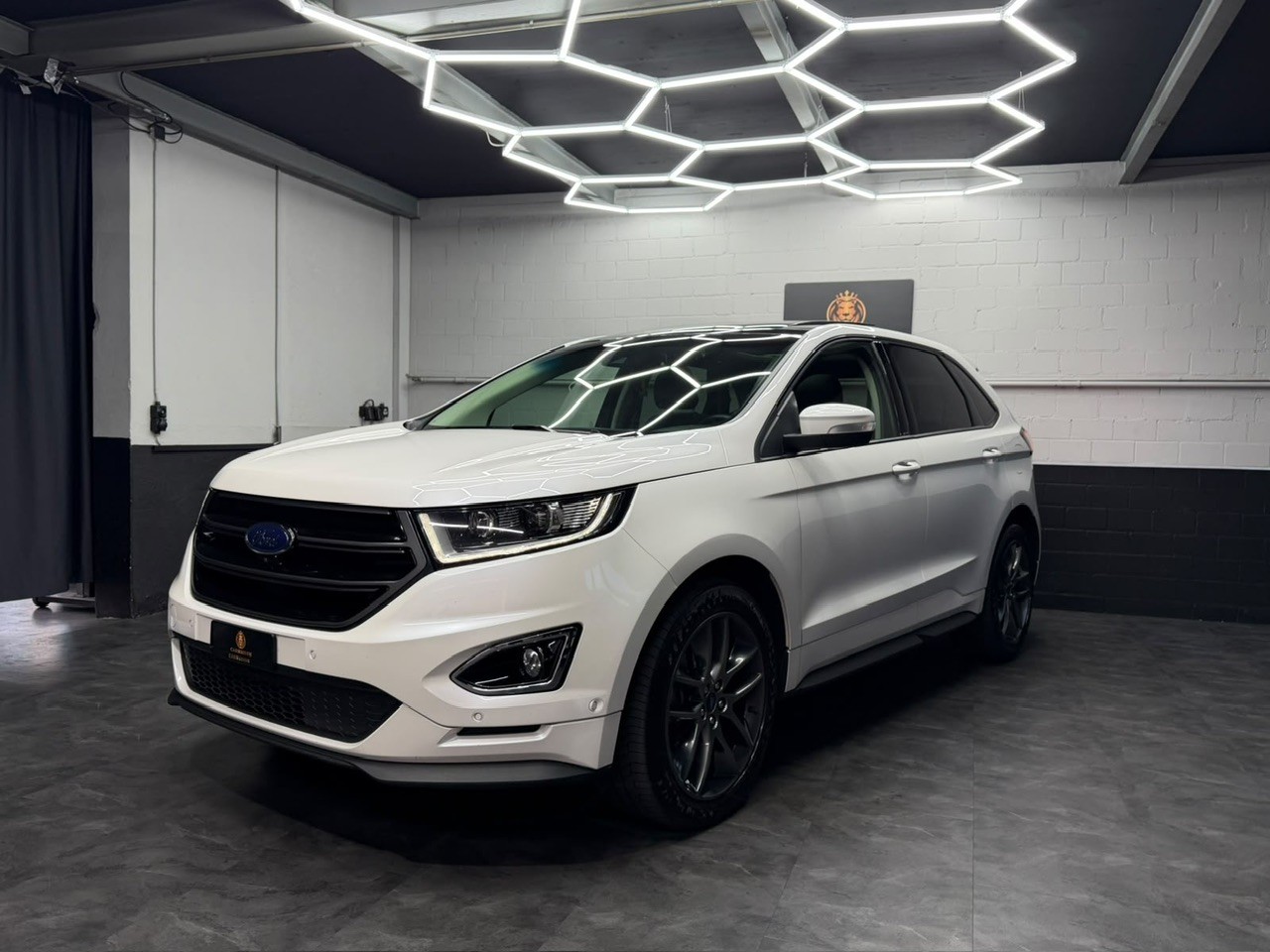 FORD Edge 2.0 TDCi Sport 4WD PowerShift | Panorama Dach | CH-Auto | Anhängerkupplung | Rückfahrkamera-showroom-element-2
