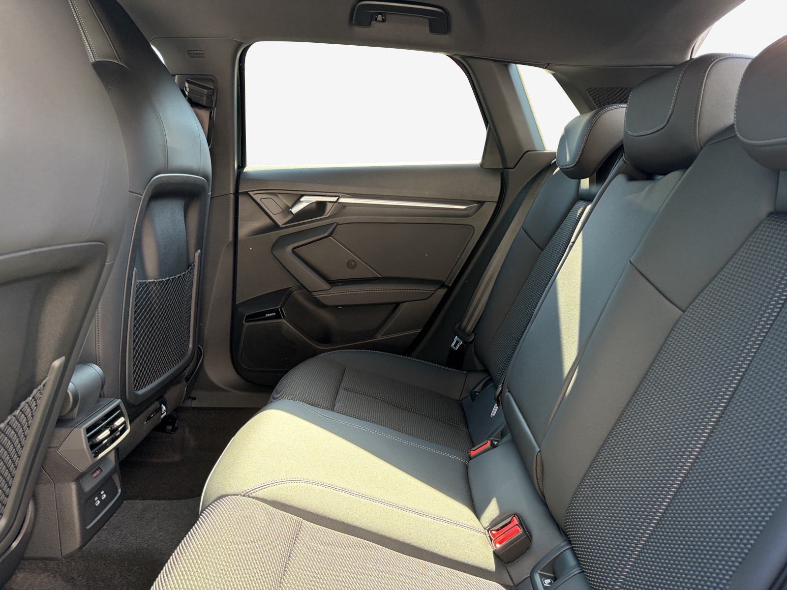AUDI A3 allstreet TFSI 110 kW Attraction S tronic-image-11