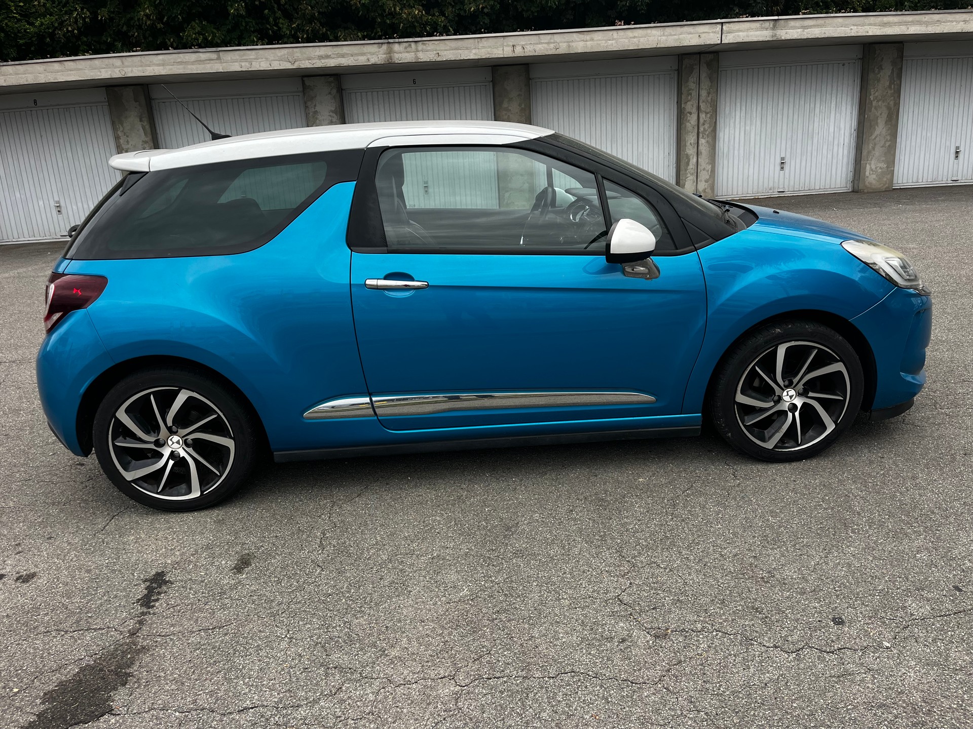 DS AUTOMOBILES DS 3 1.2 PureTech Sport Chic-image-1