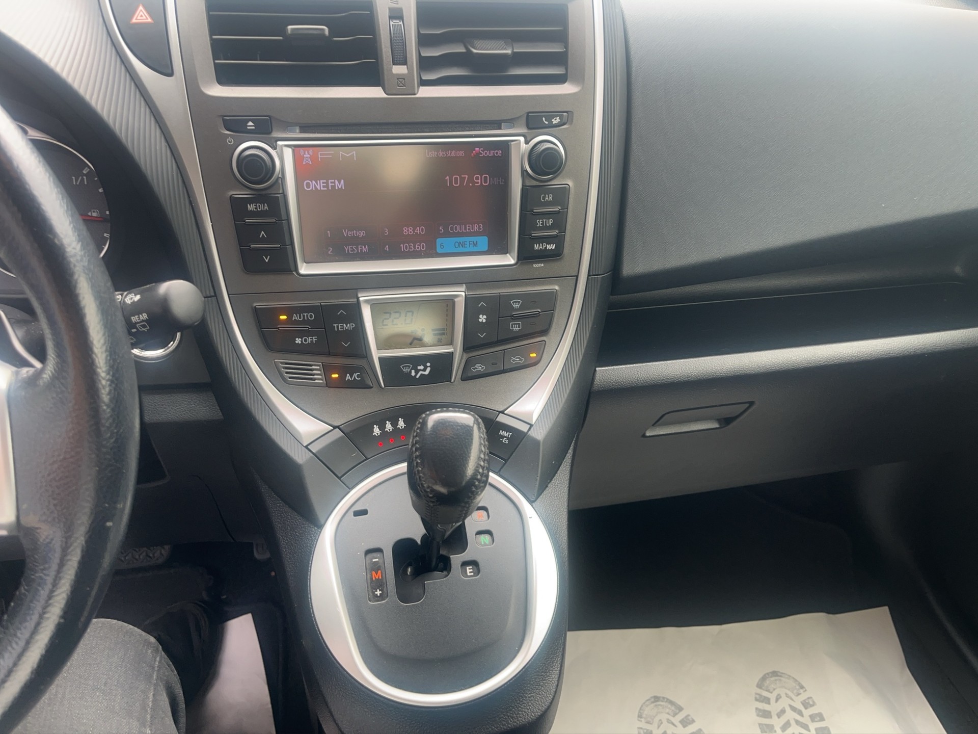 SUBARU Trezia 1.4D Swiss Automatic-image-9