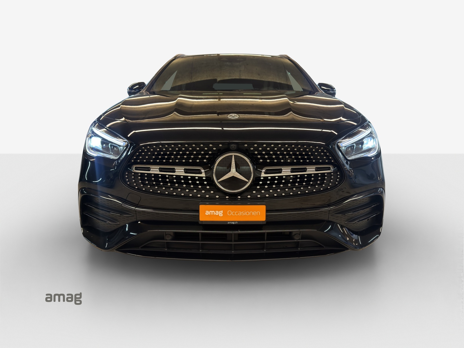 MERCEDES-BENZ GLA 250 4Matic AMG Line 8G-DCT-image-6