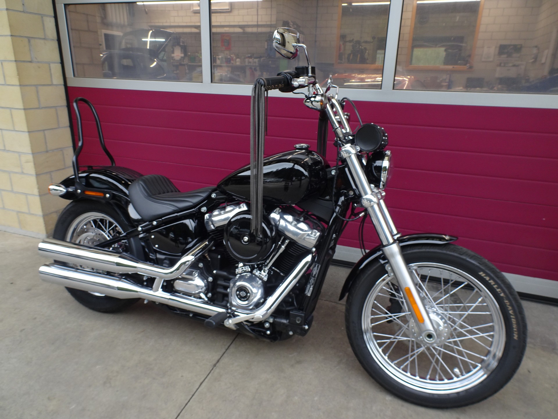 HARLEY-DAVIDSON FXST Softail Standard 107-image-2