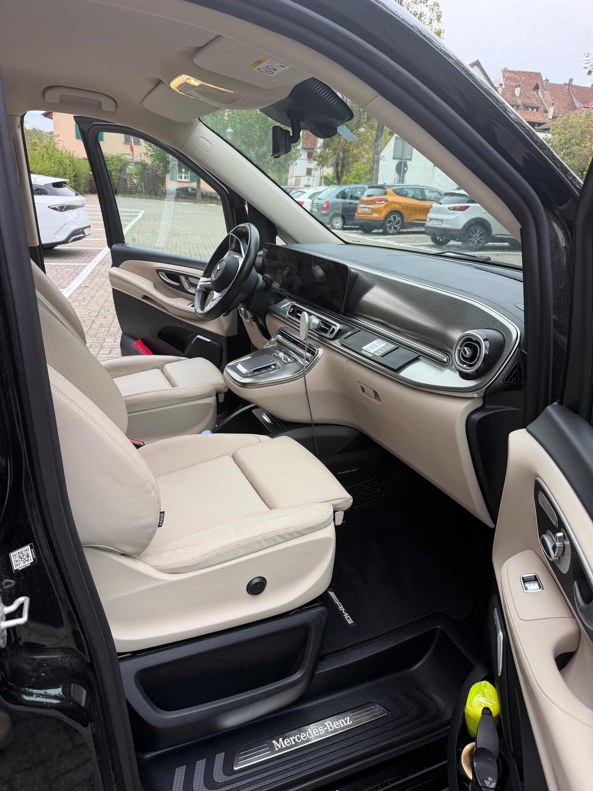 MERCEDES-BENZ V 300 d Exclusive Extralang-image-5