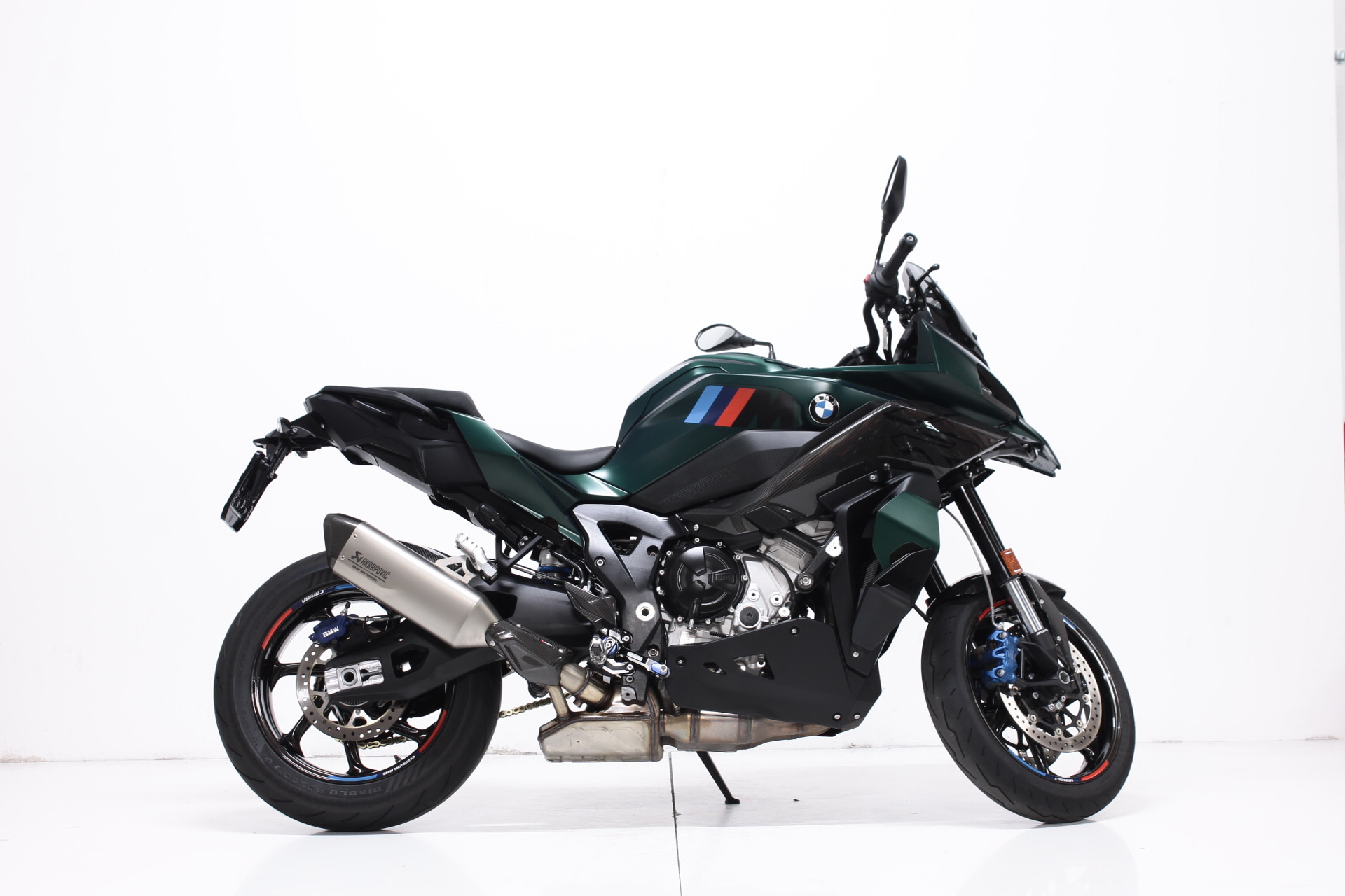 BMW M 1000 XR Competition-image-5
