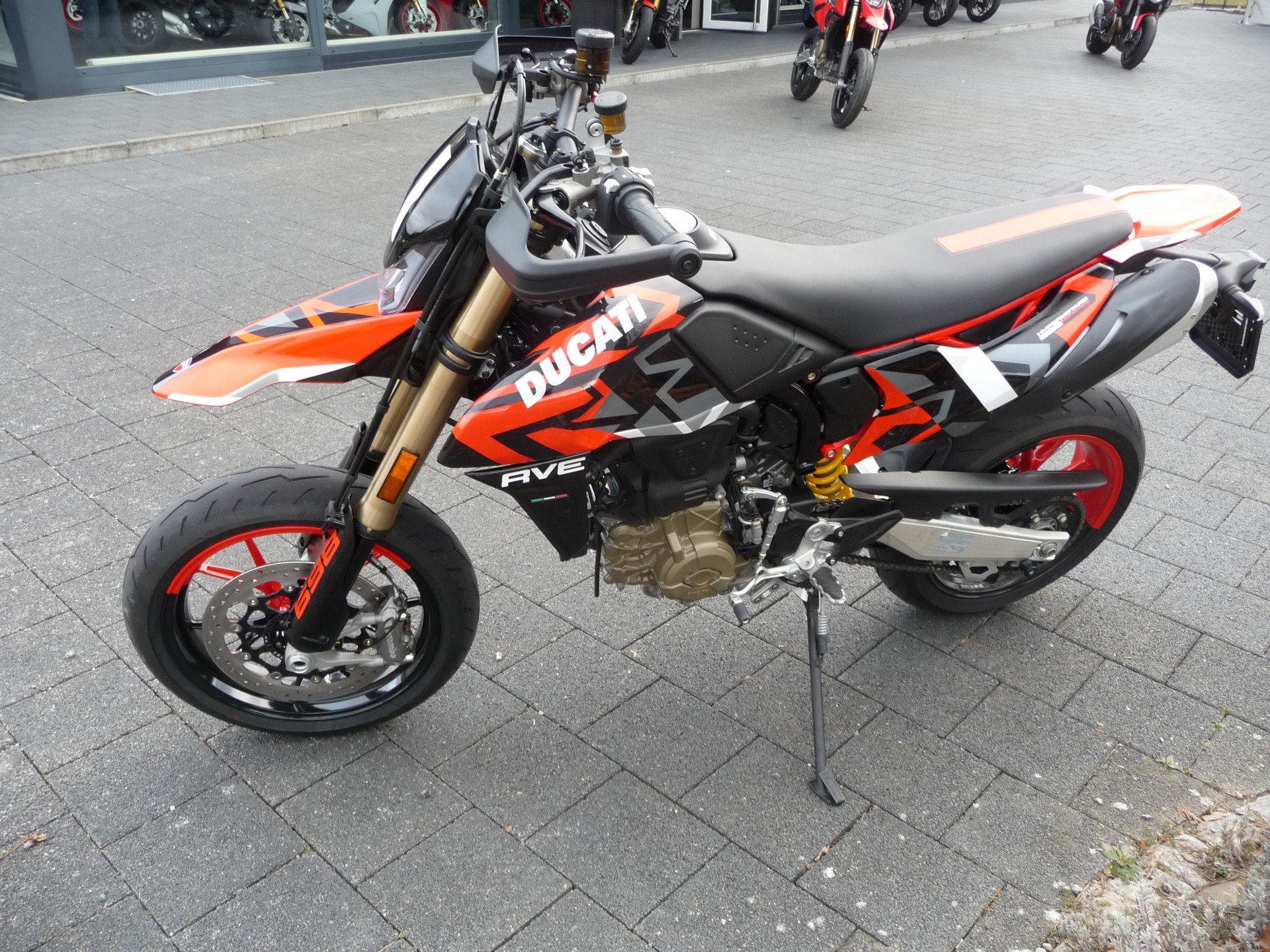 DUCATI Hypermotard 698 Mono RVE-image-4