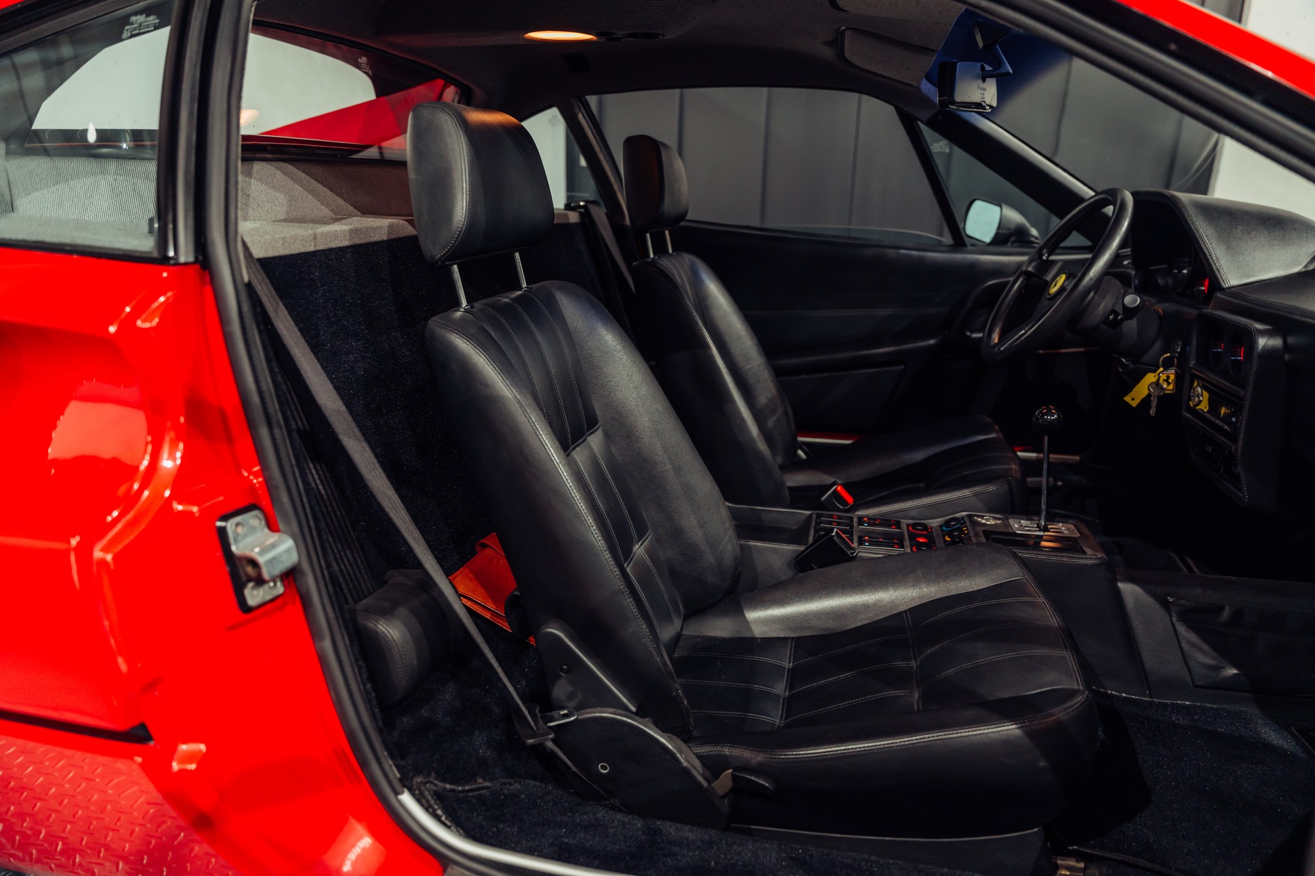 FERRARI 328 GTB-image-15