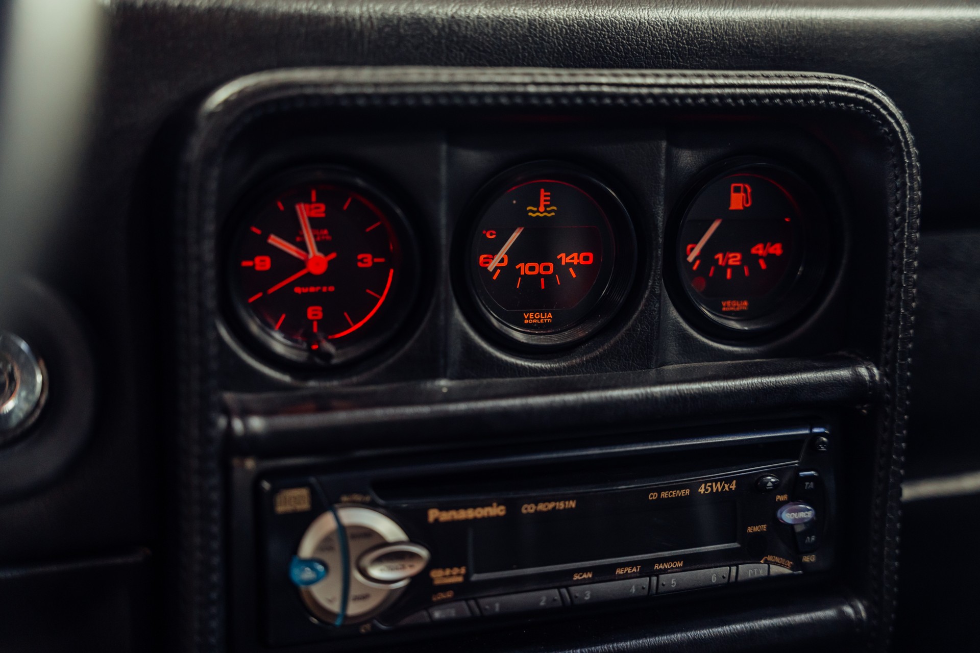 FERRARI 328 GTB-image-18