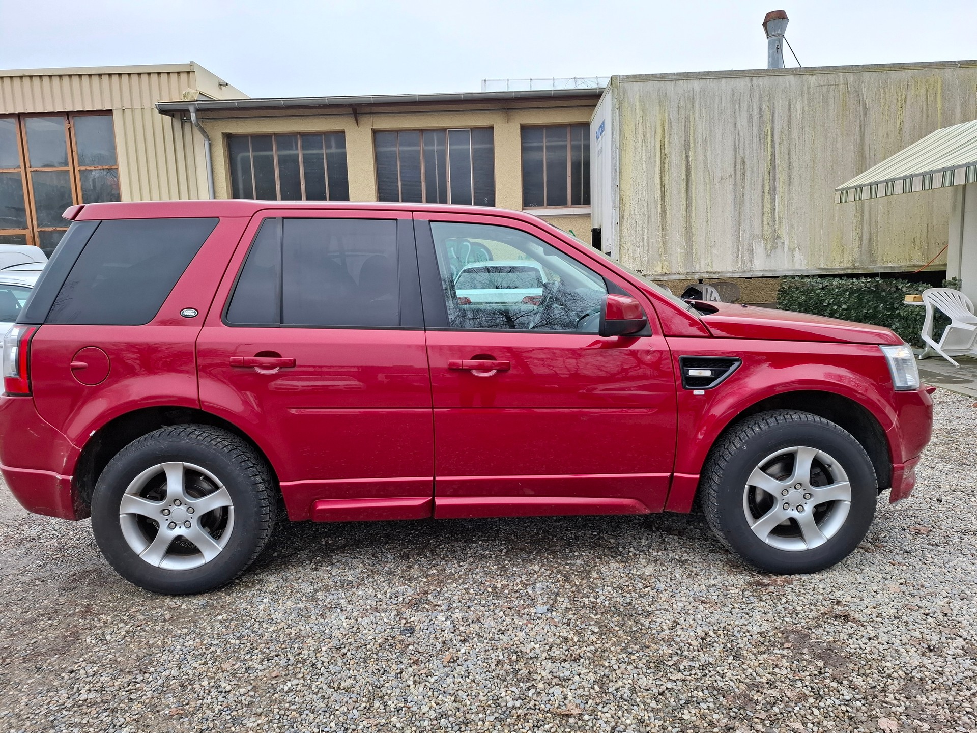 LAND ROVER Freelander 2.2 SD4 S Automatic-image-4