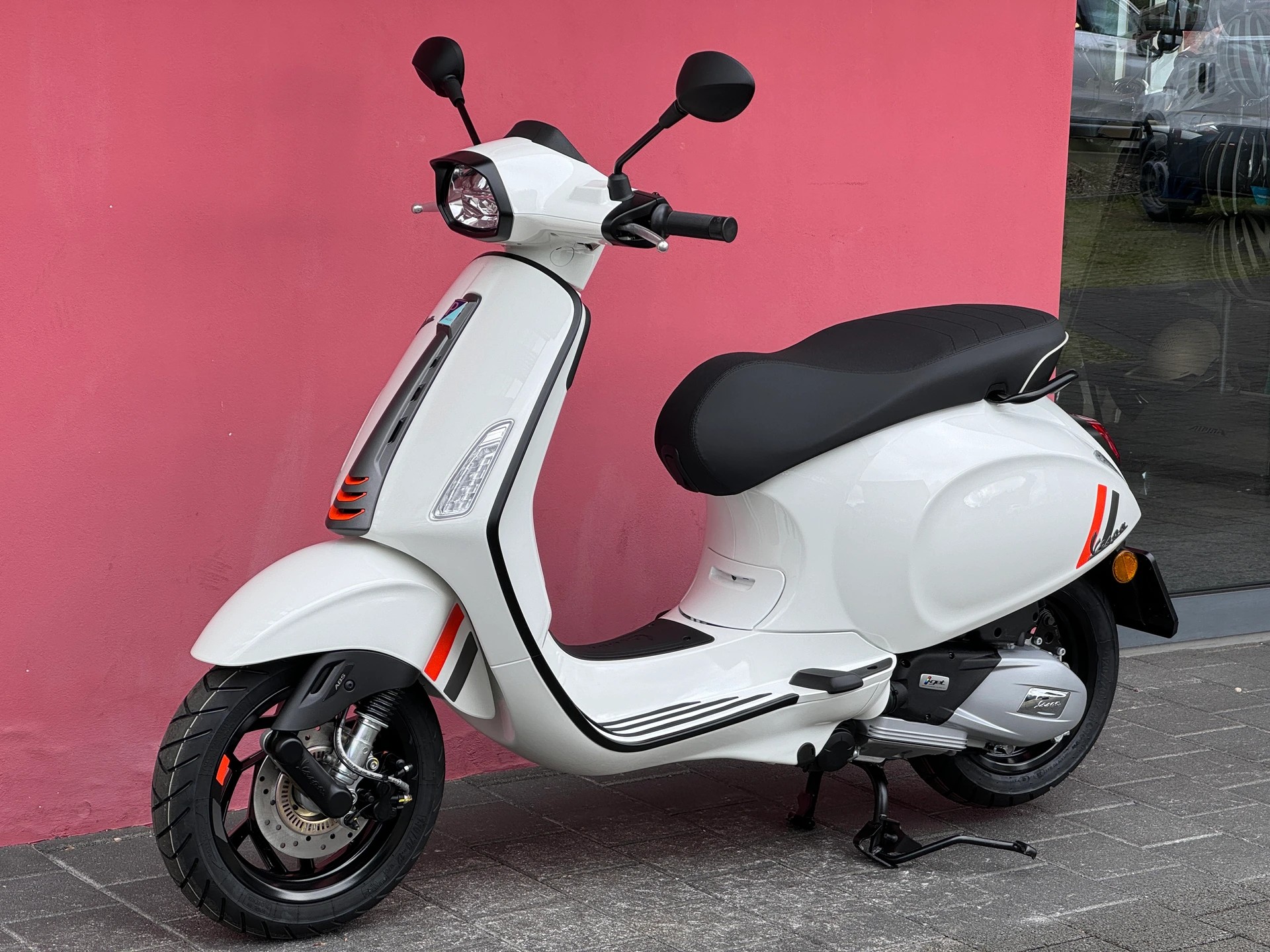 PIAGGIO Vespa 125 Sprint Sport-image-1