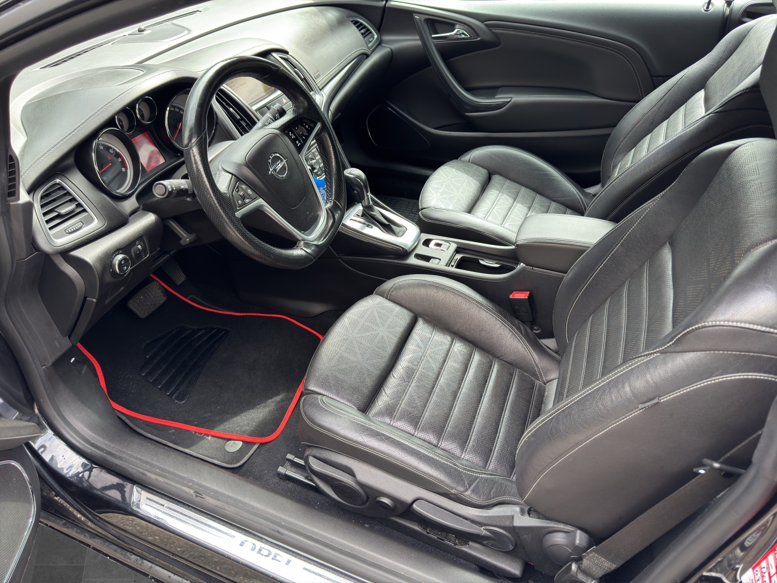 OPEL Cascada 1.6i 16V Cosmo Automat-image-8