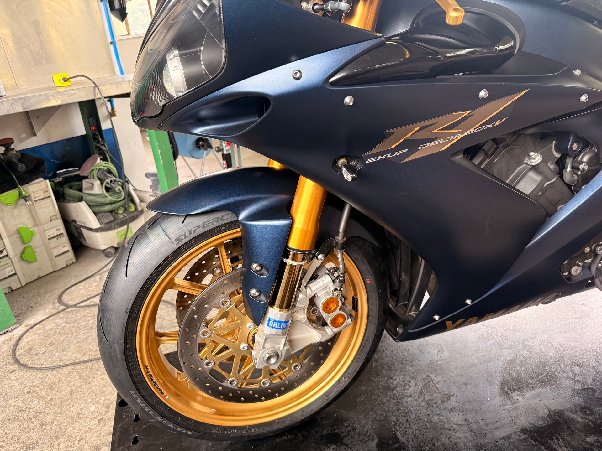YAMAHA YZF-R1 SP Limitiert-image-6