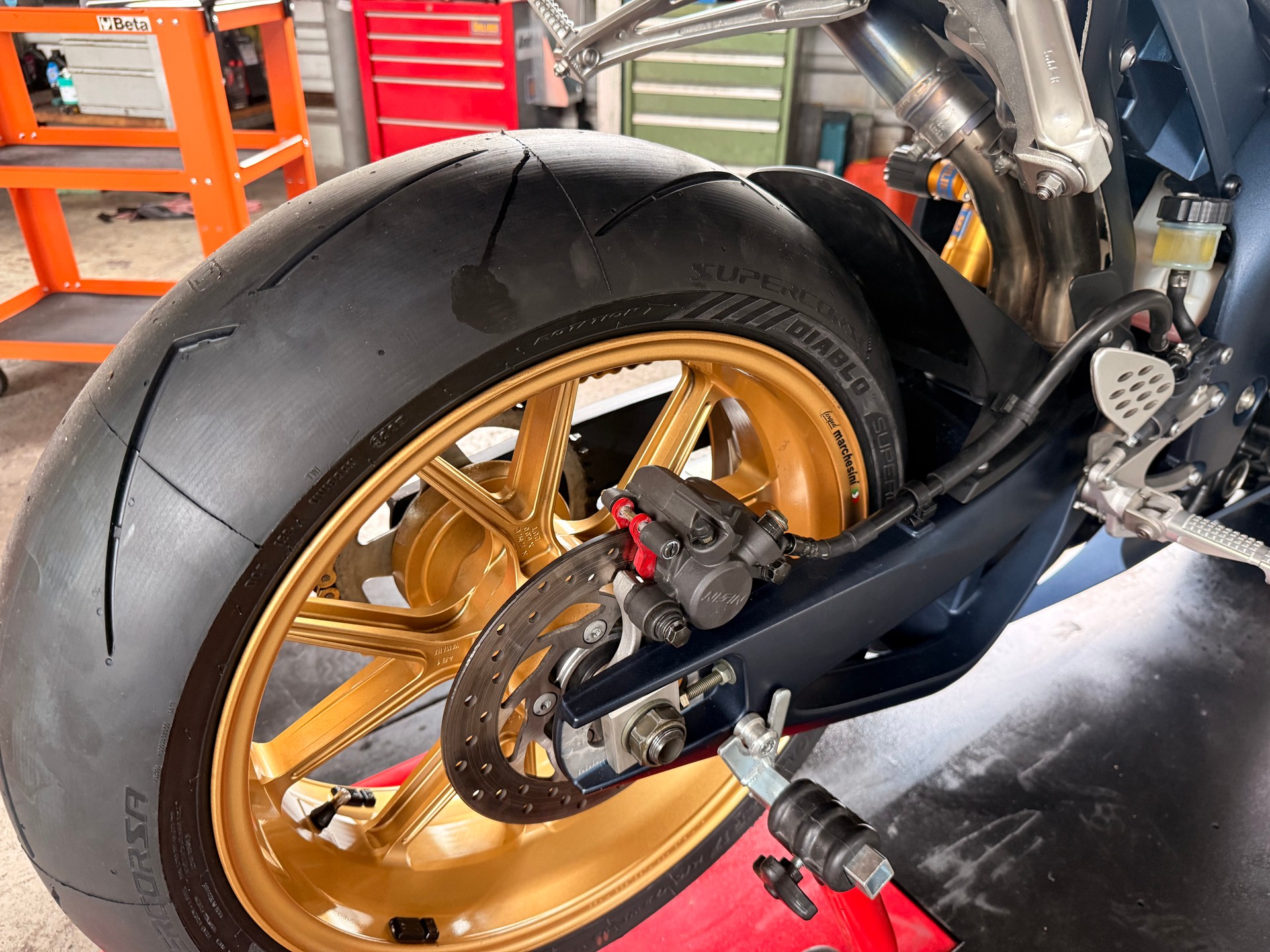 YAMAHA YZF-R1 SP Limitiert-image-11