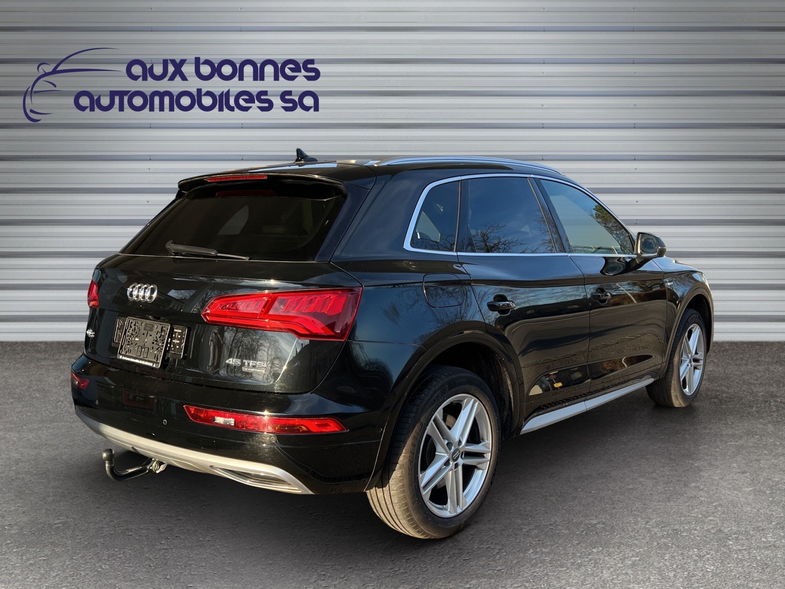 AUDI Q5 45 TFSI sport quattro S-tronic-showroom-element-3