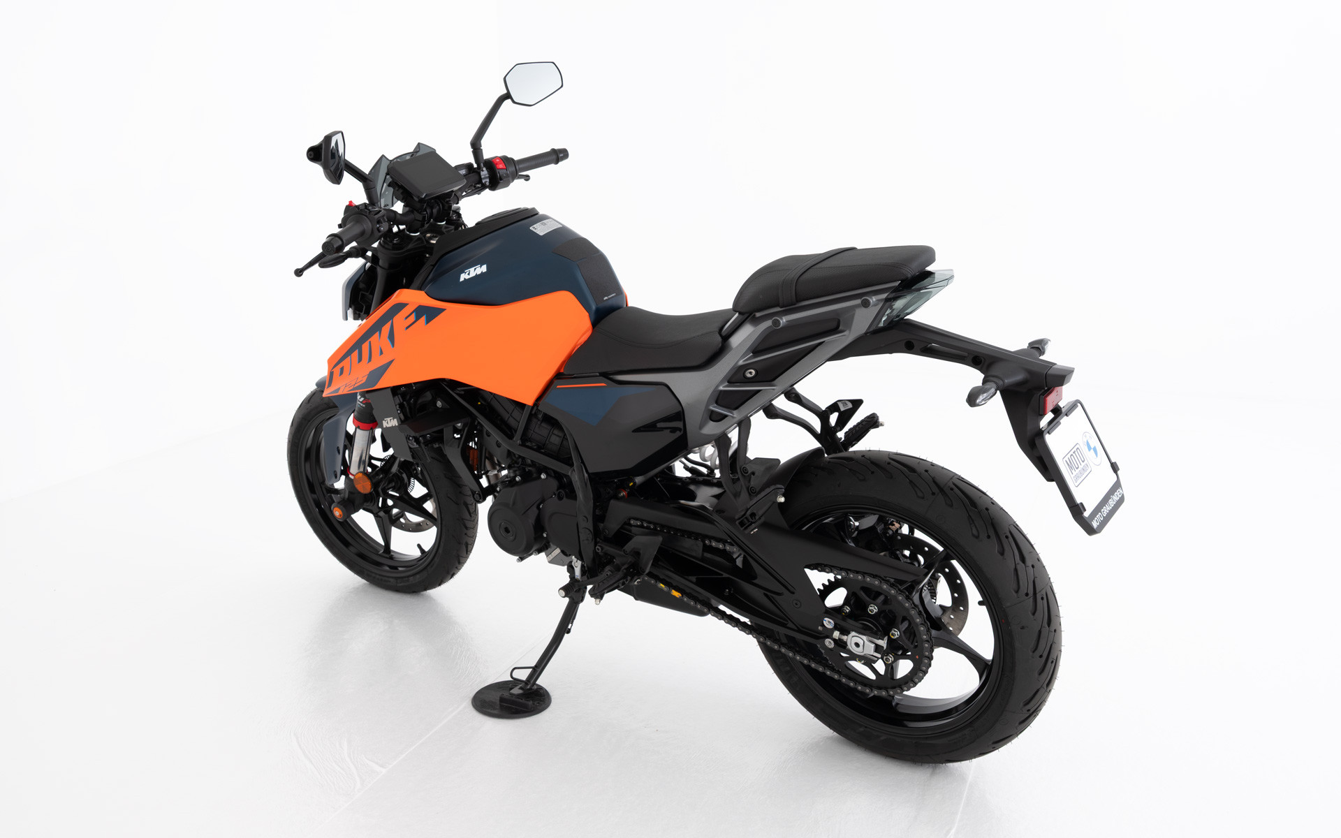 KTM 125 Duke-image-2