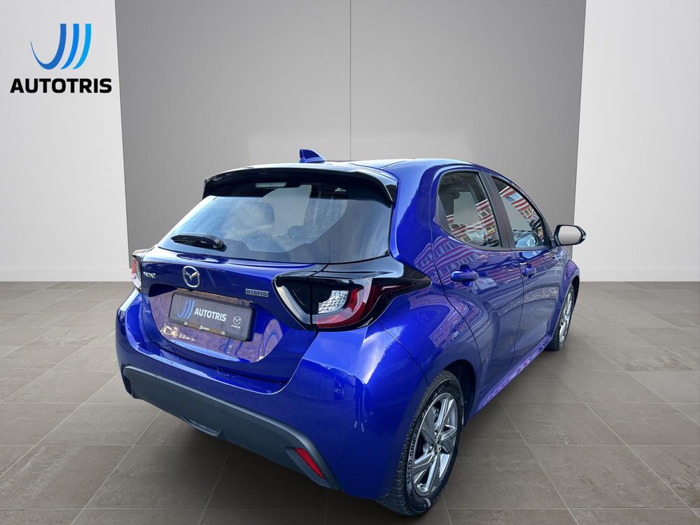 MAZDA 2 Hybrid Exclusive-line-showroom-element-3