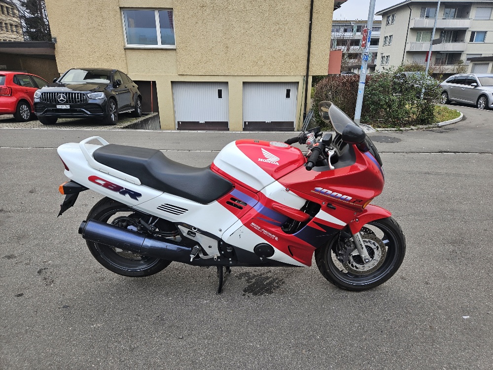 HONDA CBR 1000 F Dual-CBS-image-3