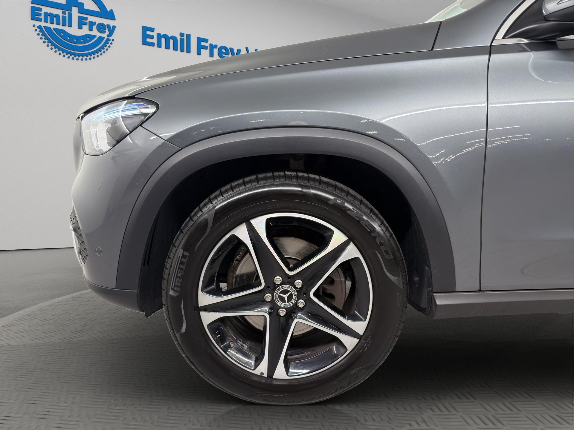 MERCEDES-BENZ GLE 400 d 4matic-showroom-element-3