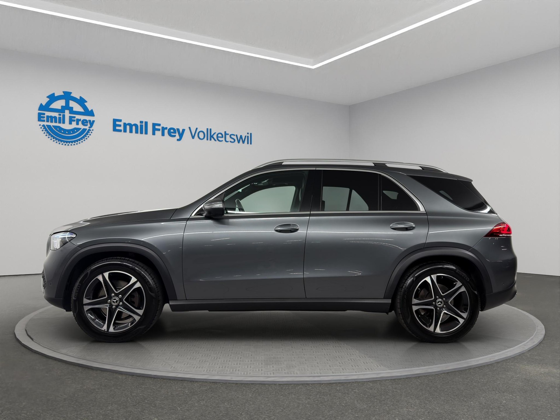 MERCEDES-BENZ GLE 400 d 4matic-showroom-element-1