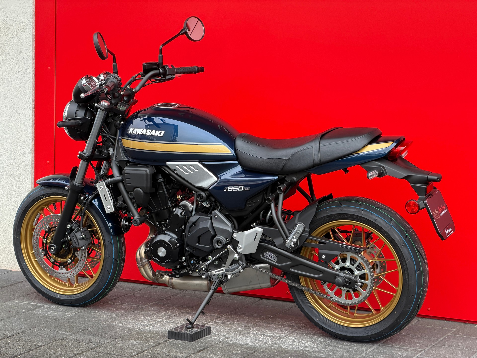 KAWASAKI Z 650 RS-image-14