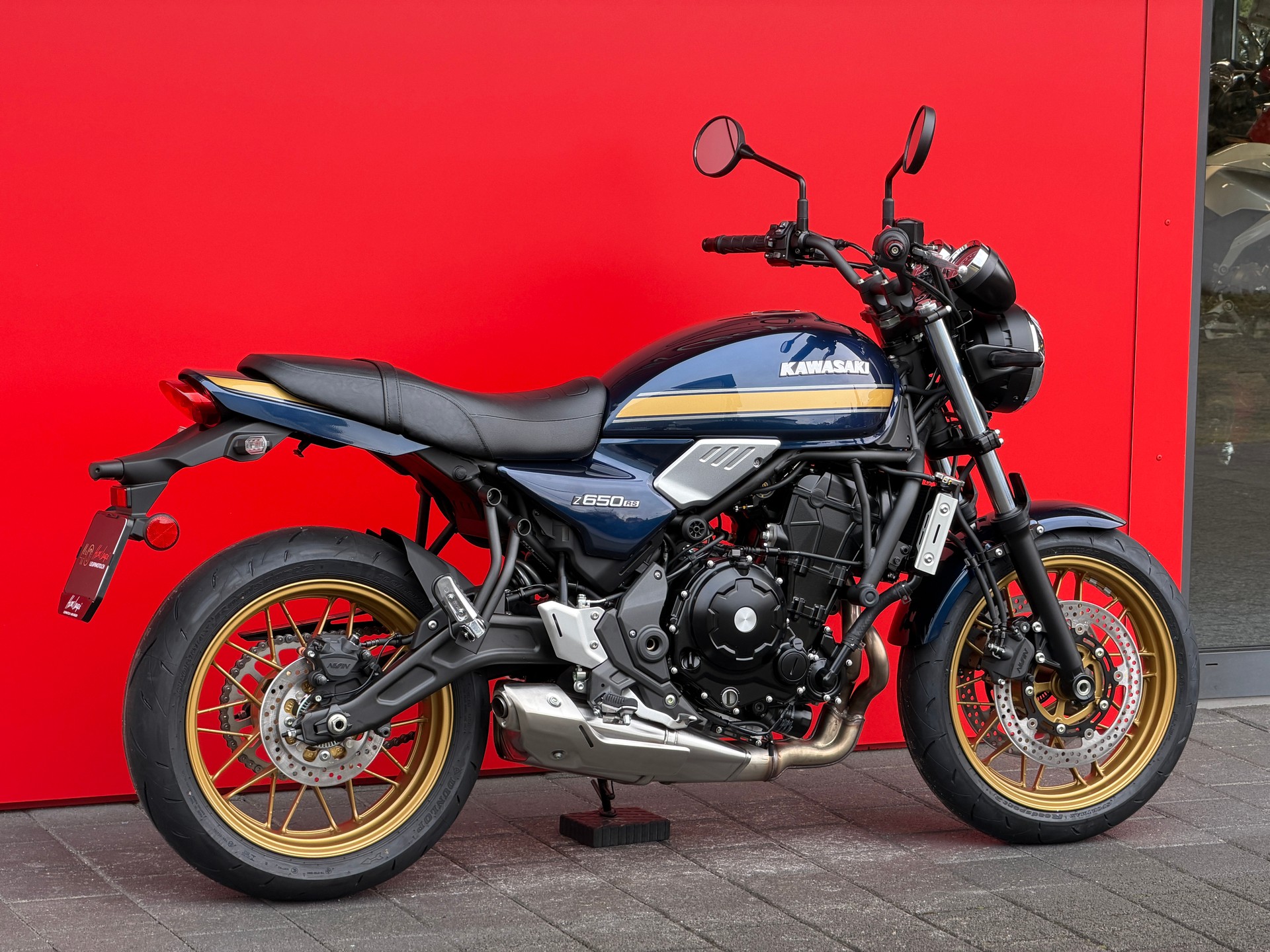 KAWASAKI Z 650 RS-image-2