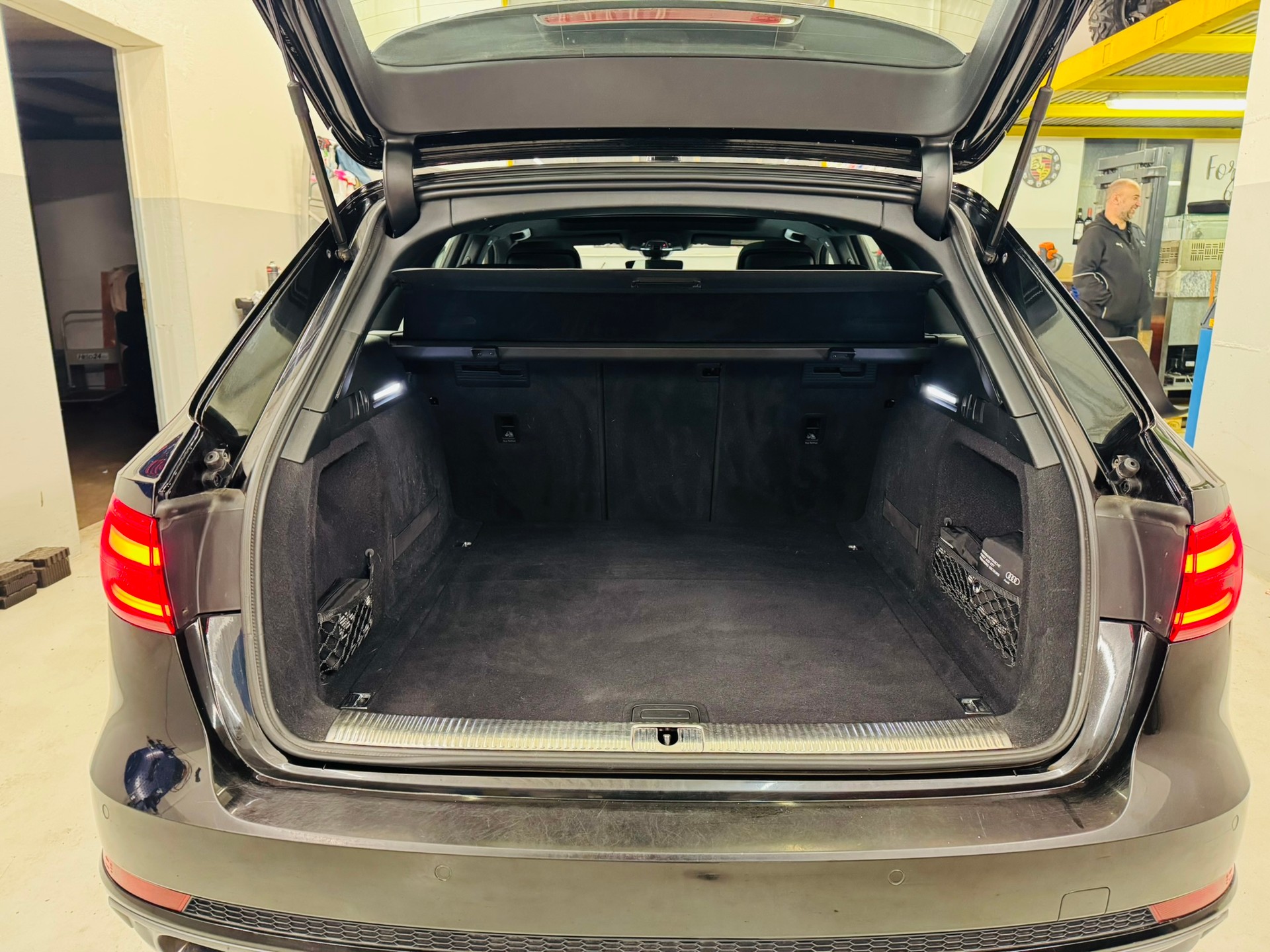 AUDI A4 Avant 3.0 TDI Sport quattro tiptronic-image-7