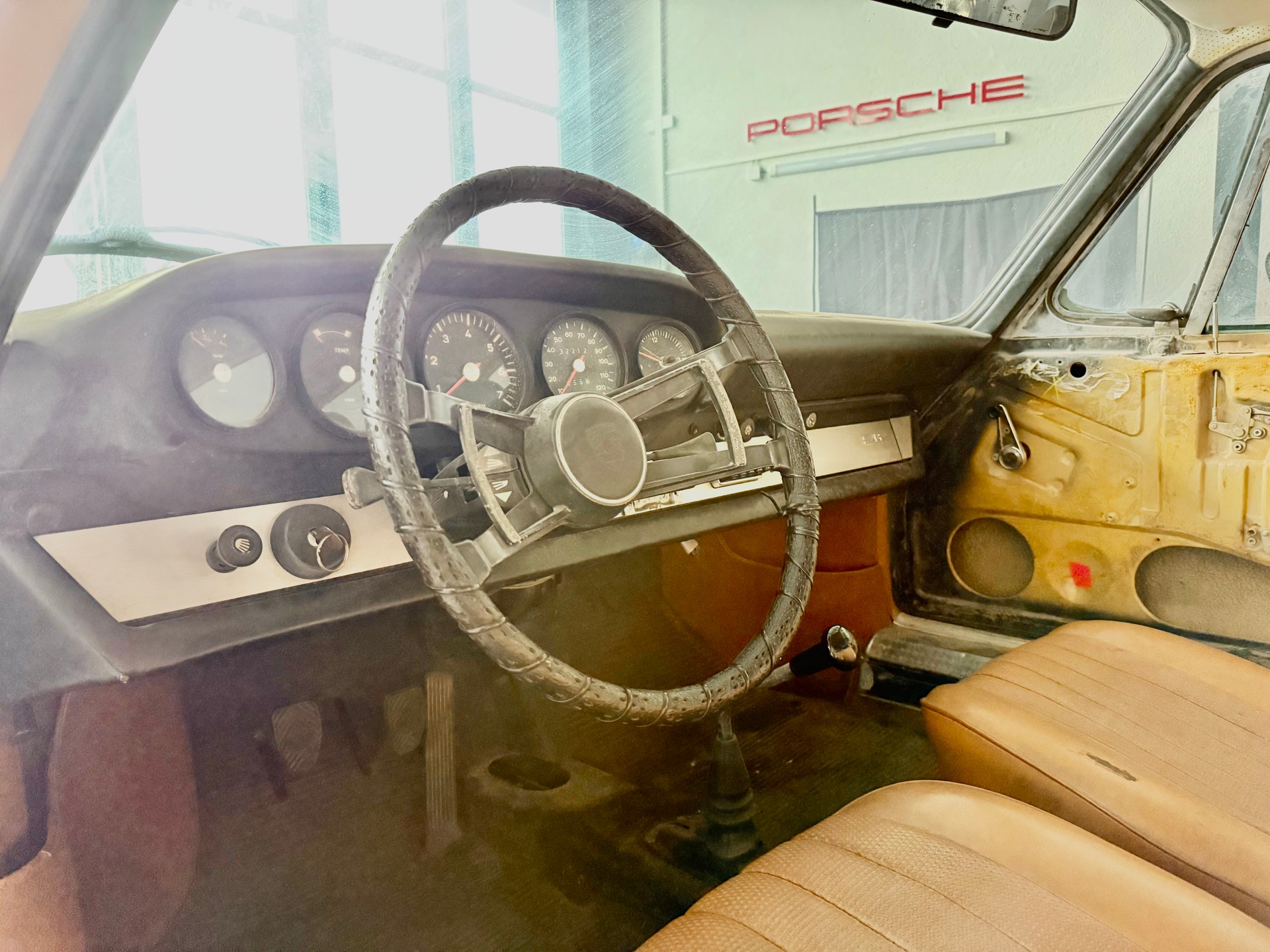 PORSCHE 912 Coupé 1.6-image-8