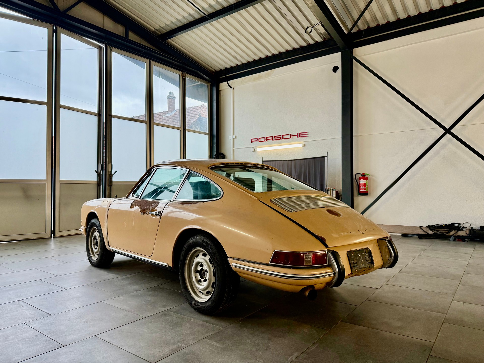 PORSCHE 912 Coupé 1.6-image-1