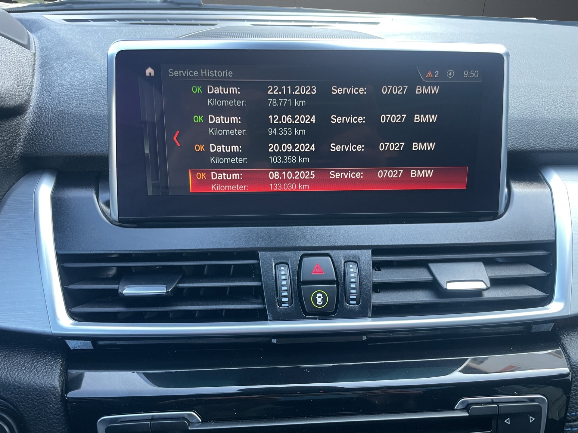 BMW 220d xDrive M Sport Gran Tourer Steptronic Travel Edition-image-11