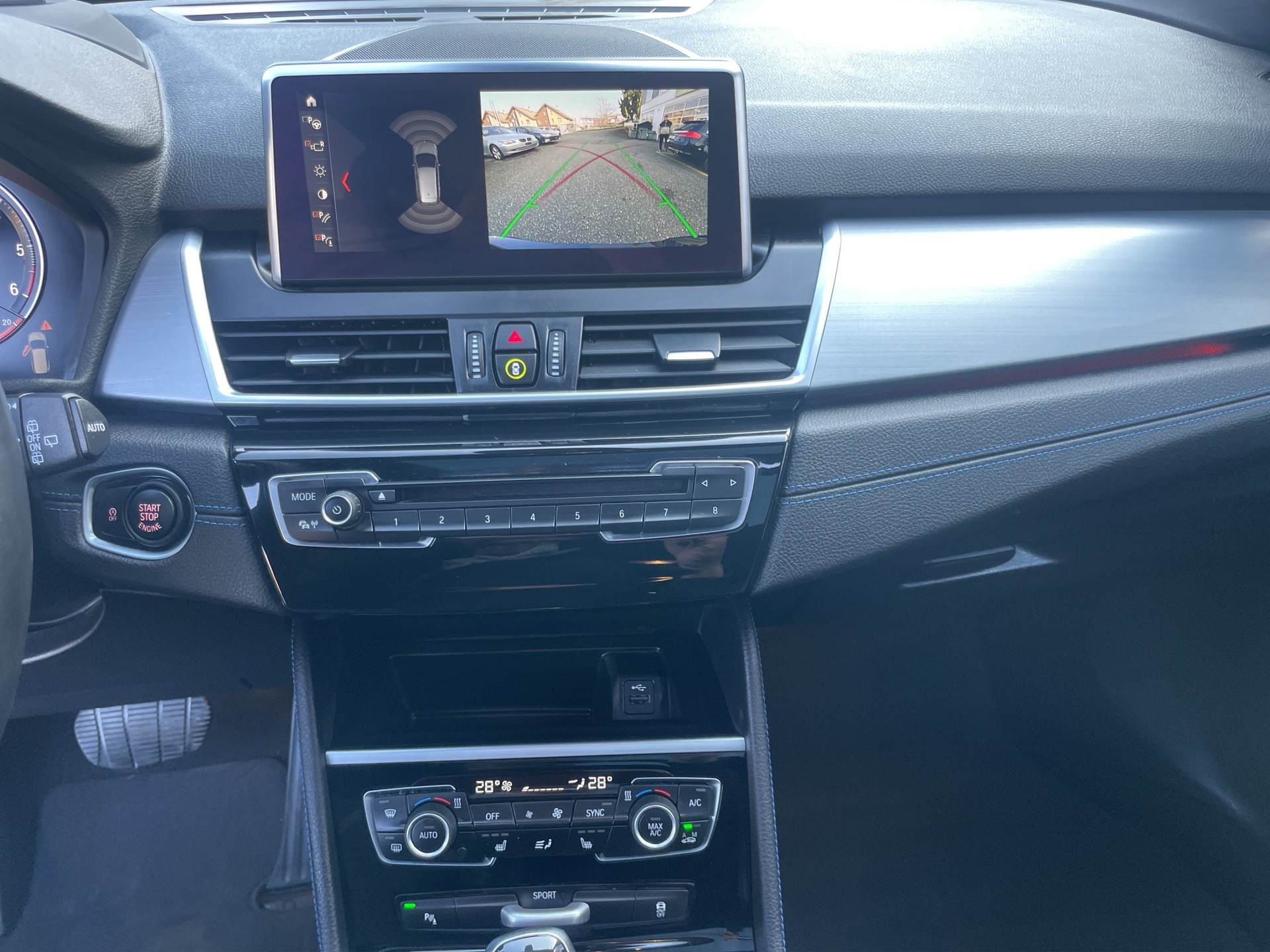 BMW 220d xDrive M Sport Gran Tourer Steptronic Travel Edition-image-10