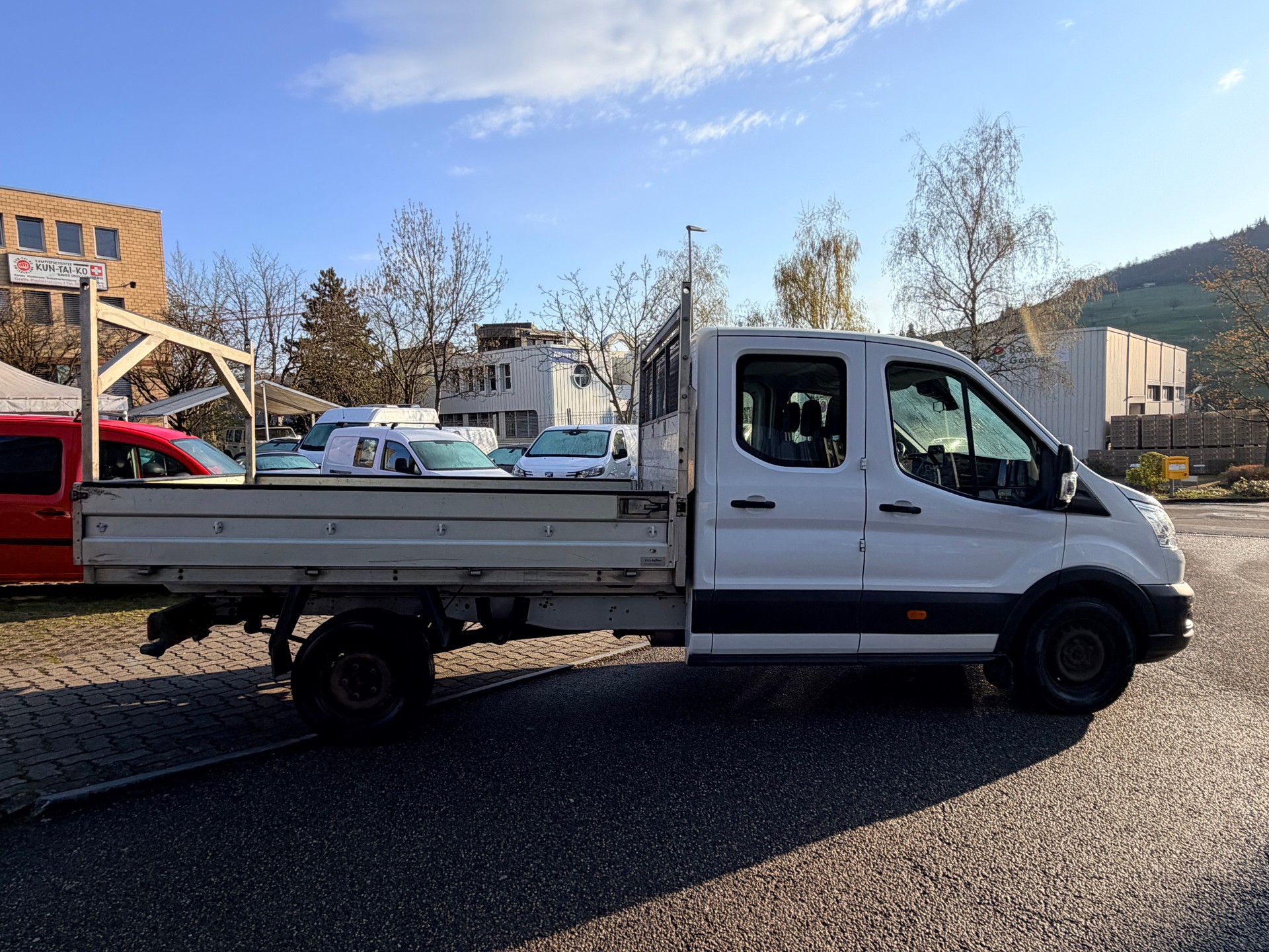FORD Transit 350 L3 Trend 2.0 TDCi 170 RWD-showroom-element-1