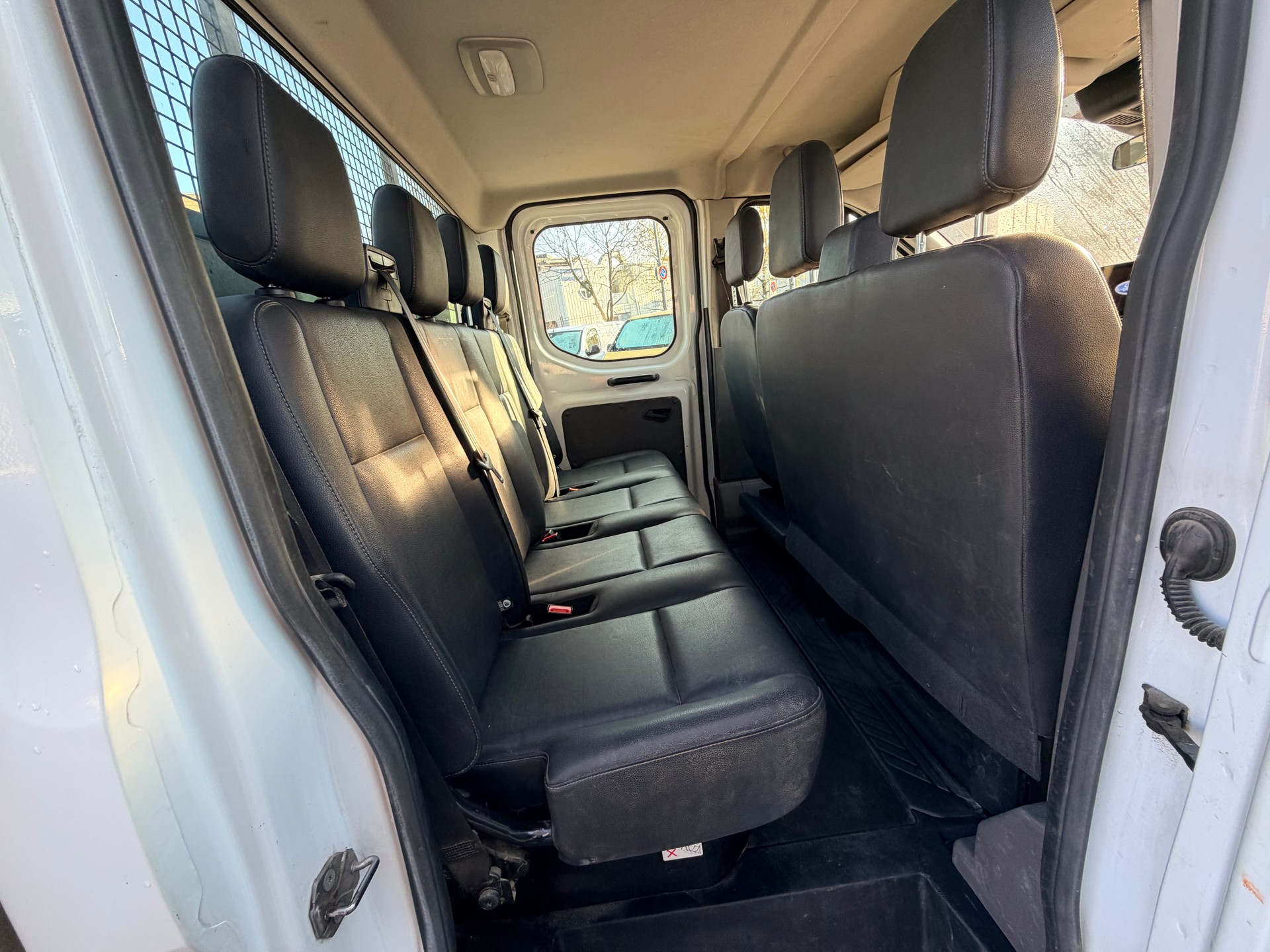 FORD Transit 350 L3 Trend 2.0 TDCi 170 RWD-image-10