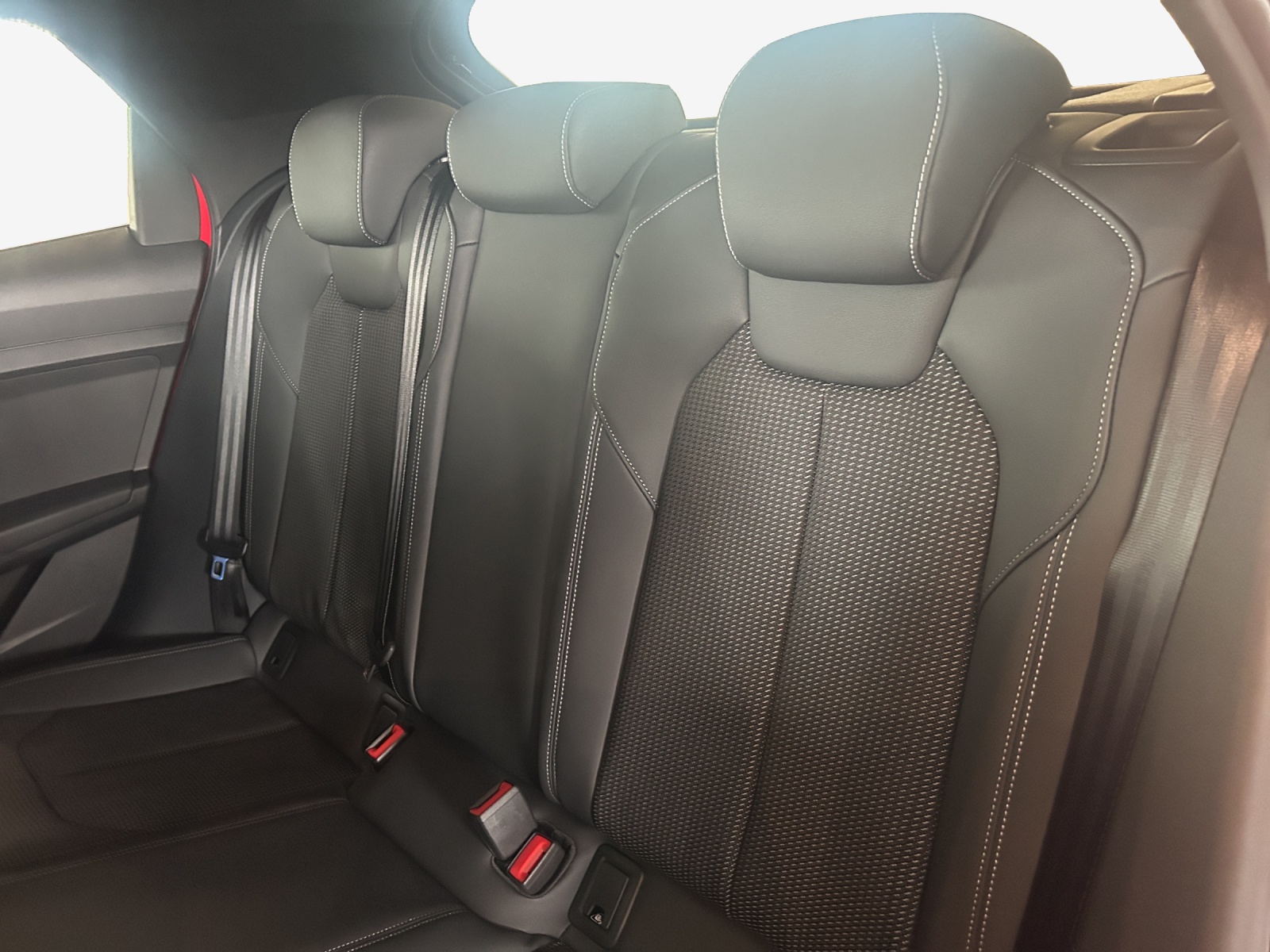 AUDI A1 allstreet 30 TFSI Attraction S-tronic-image-11