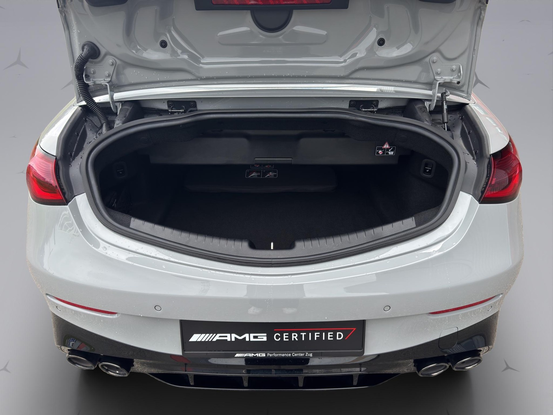 MERCEDES-BENZ CLE 53 AMG 4matic+ Cabriolet-image-18