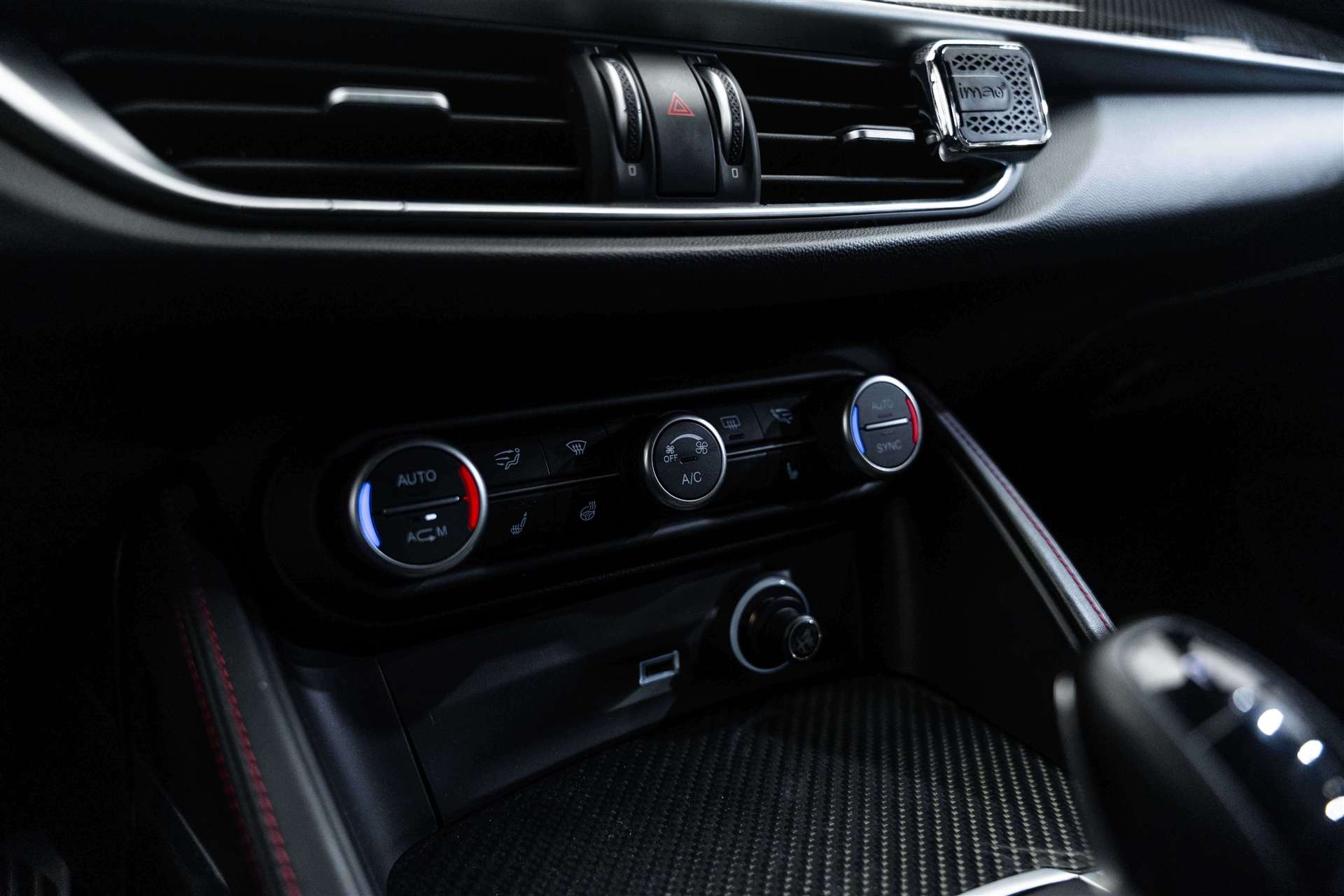 ALFA ROMEO Stelvio 2.9 V6 Quadrifoglio Q4 Automatic-image-28