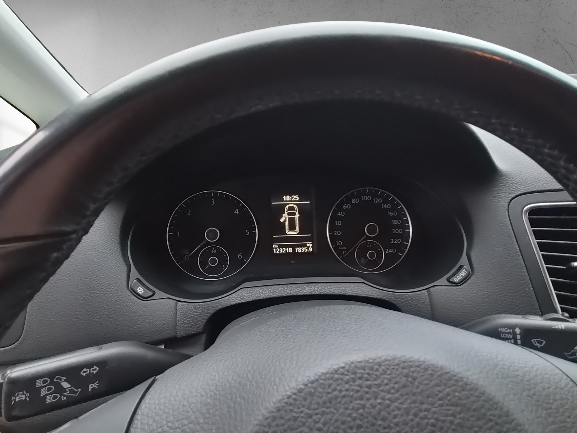 VW Sharan 2.0 TDI BMT Highline 4Motion-image-9