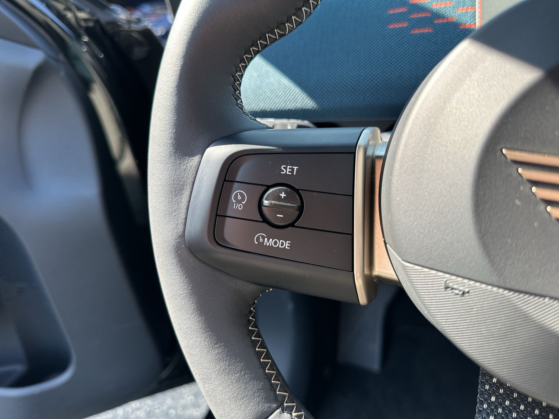 MINI Aceman E-image-14