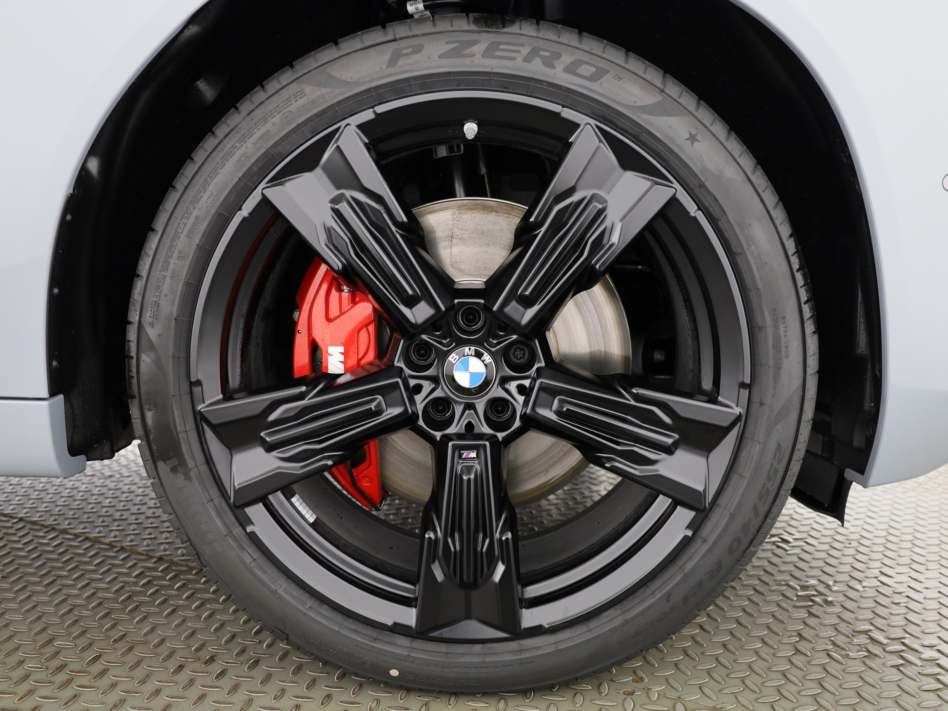 BMW X3 M50i-showroom-element-3