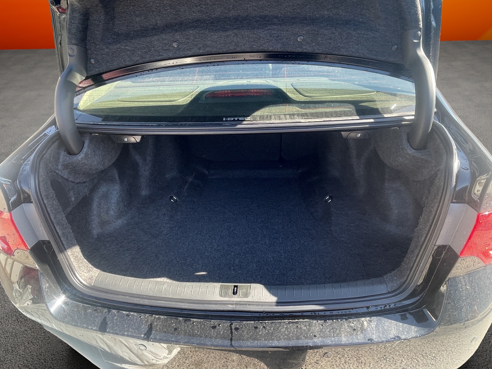 HONDA Accord 2.2 i-CTDi Elegance-image-12