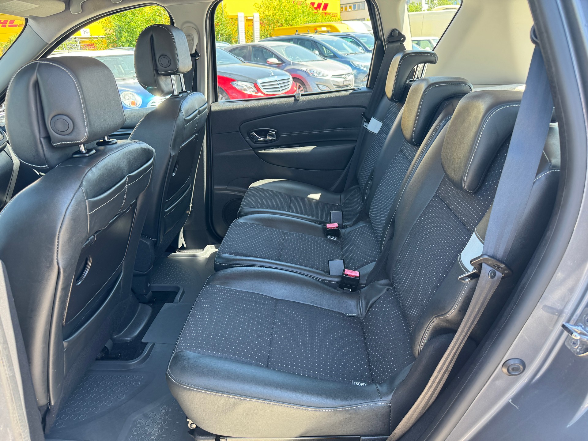 RENAULT Scénic 1.5 dCi Bose Edition EDC-image-9