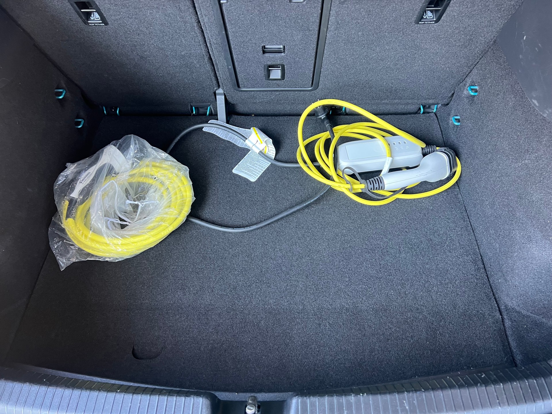 VW ID.3 Pro Performance 58 kWh Style *** Anhängerkupplung * Panoramadach * frisch ab MFK * 1 Jahr Garantie möglich ***-image-10