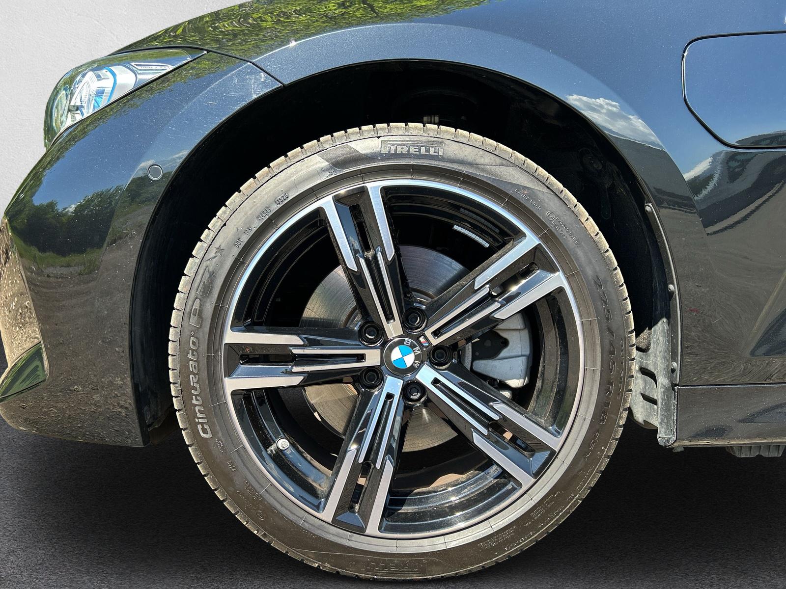 BMW 330e M Sport Touring xDrive G21 (CH) AHK ** Action de leasing à 1.9% **-image-8