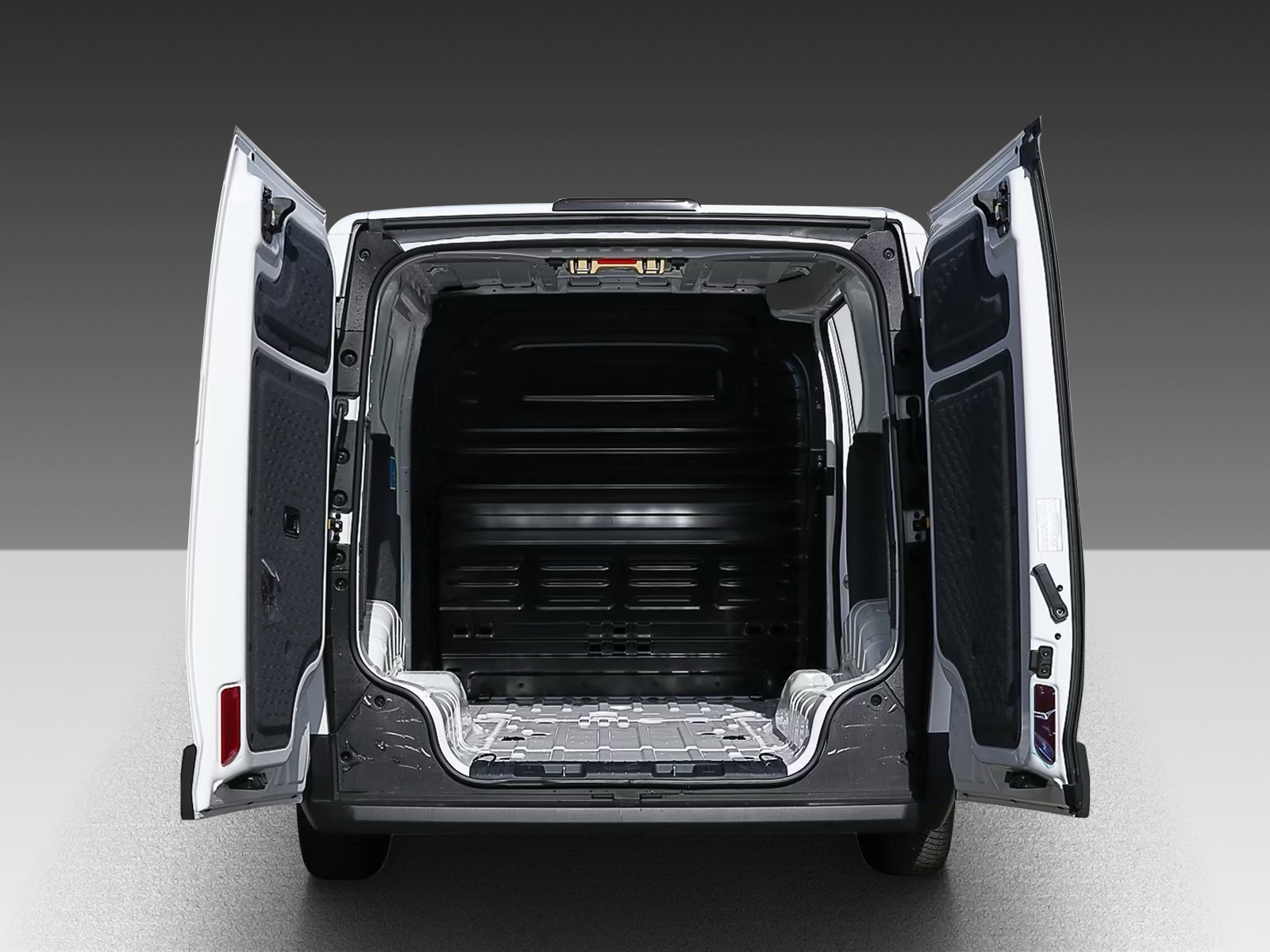 KIA PV5 Cargo 71.2 kWh Plus-image-6