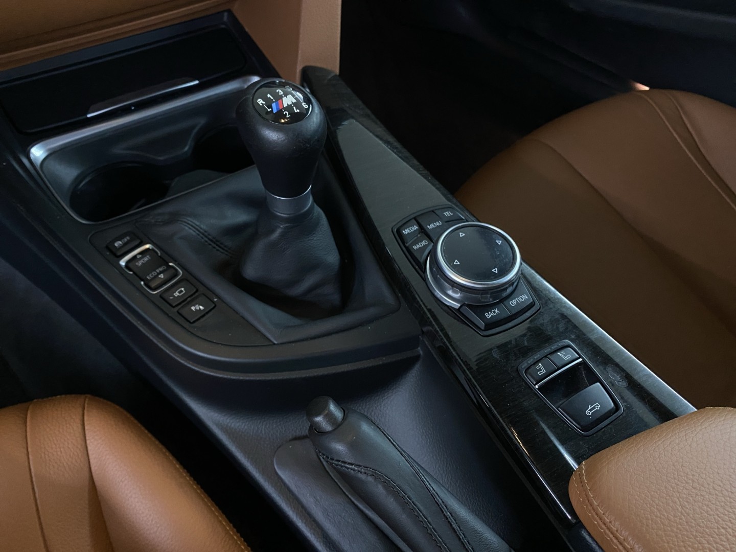 BMW 428i Cabriolet Luxury Line-image-9