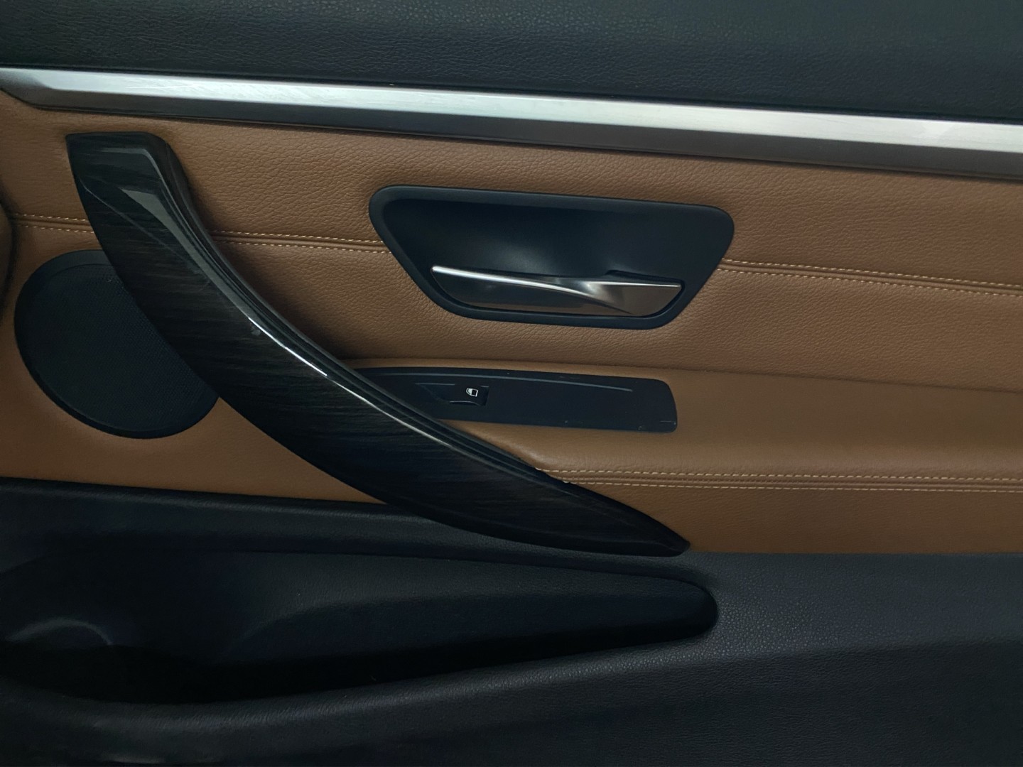 BMW 428i Cabriolet Luxury Line-image-20